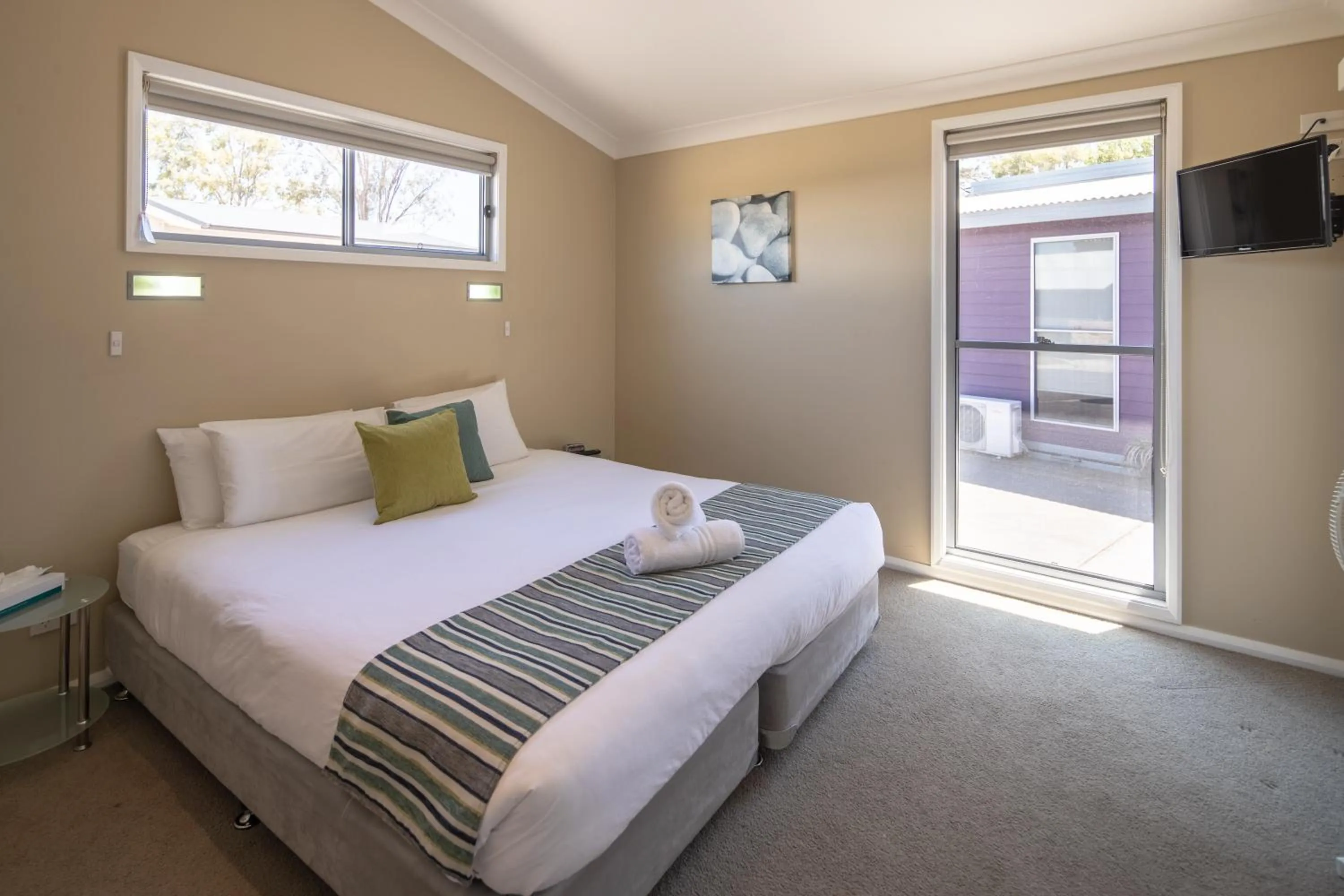 Bedroom, Bed in Ingenia Holidays Hunter Valley