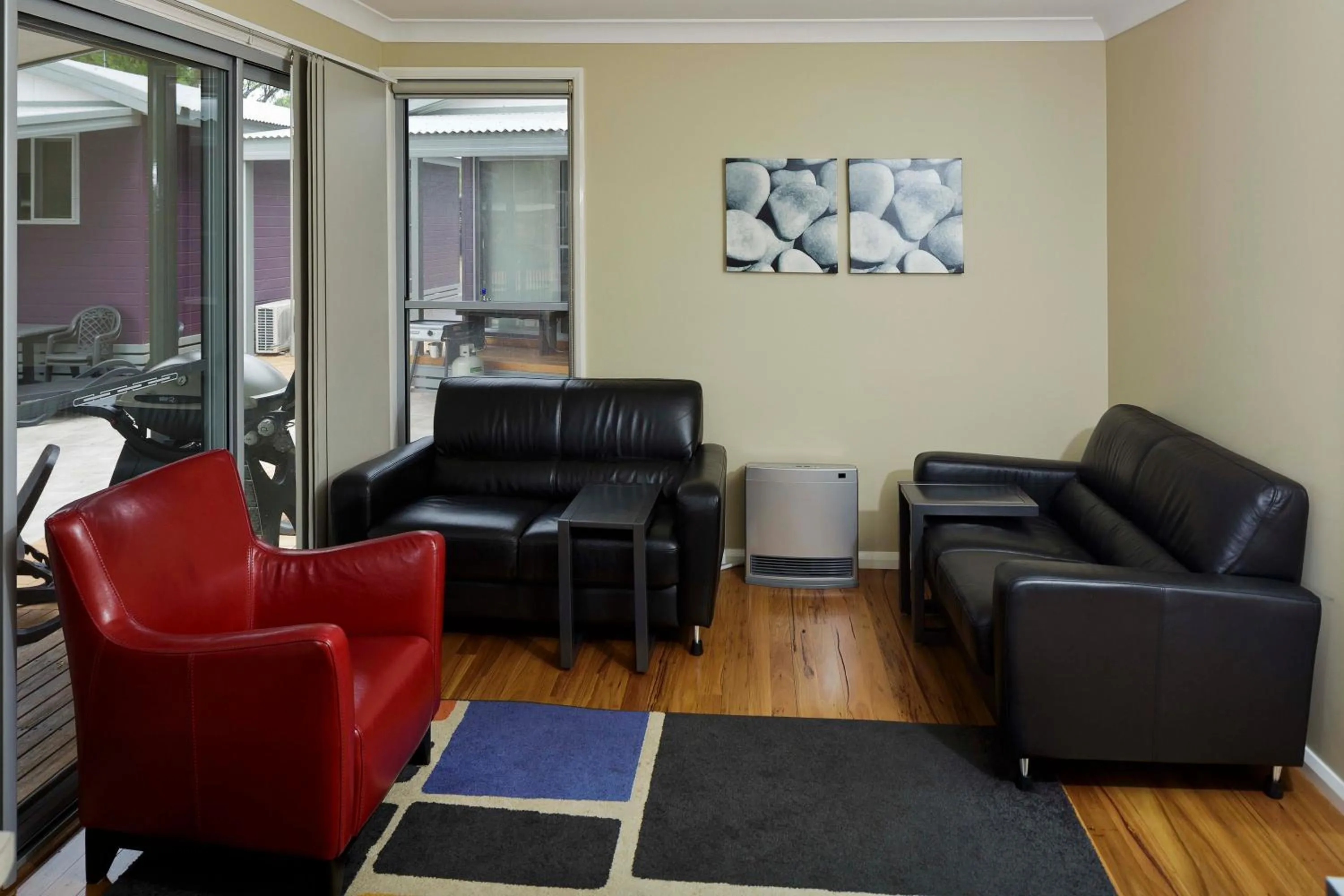 Living room in Ingenia Holidays Hunter Valley