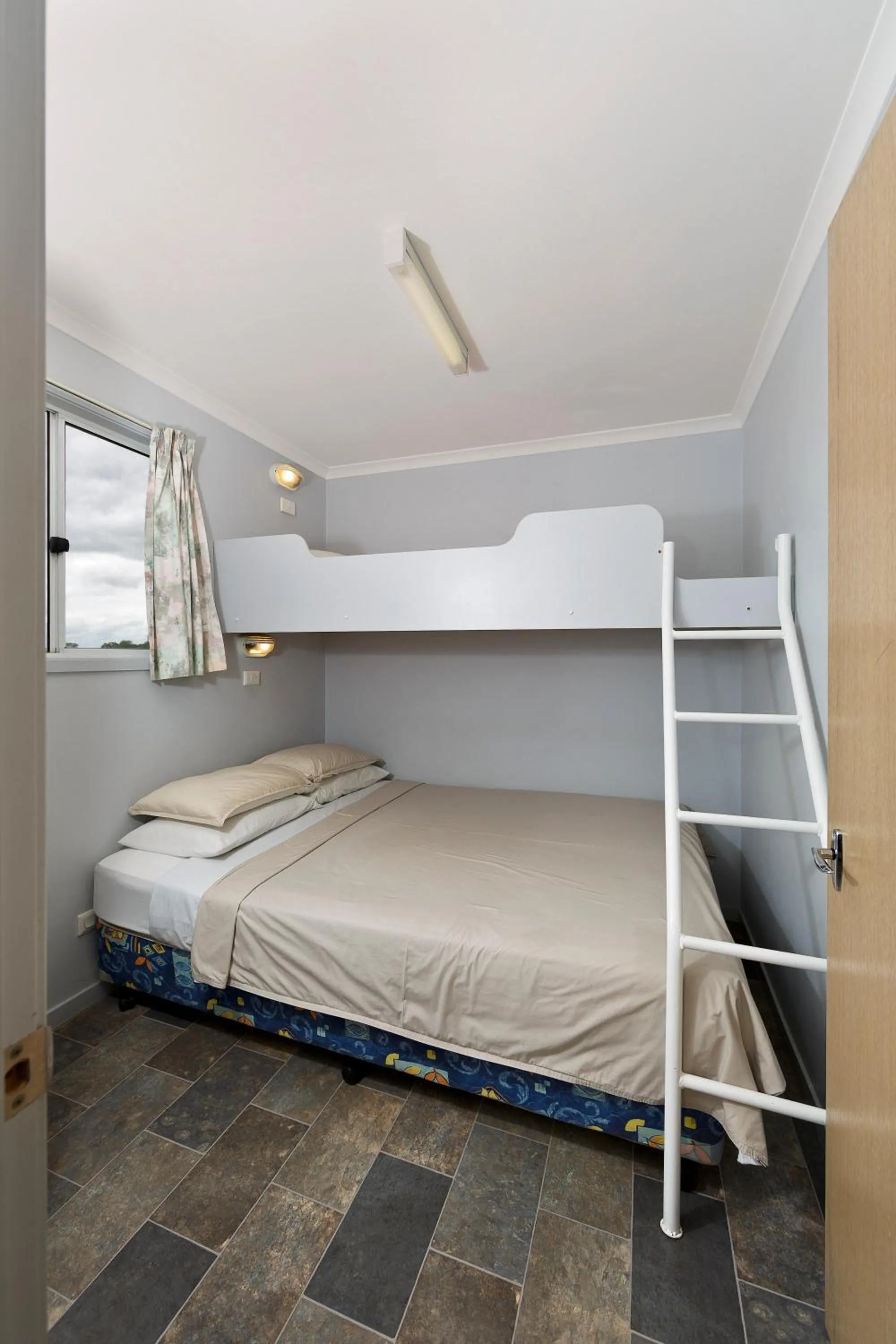 Bed in Ingenia Holidays Hunter Valley