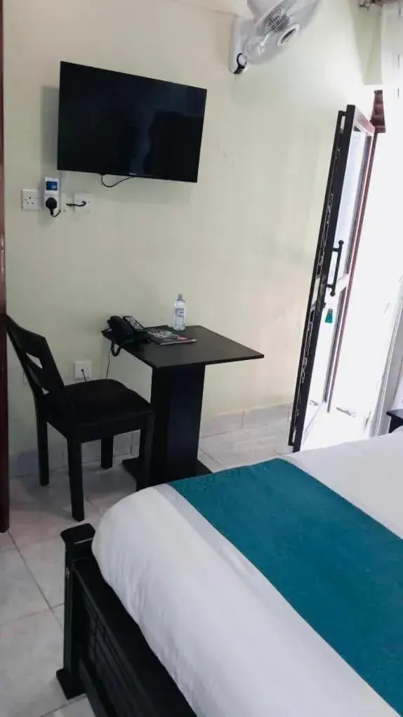 Single Room in BWIRANDA HOTEL Single Room in BWIRANDA HOTEL