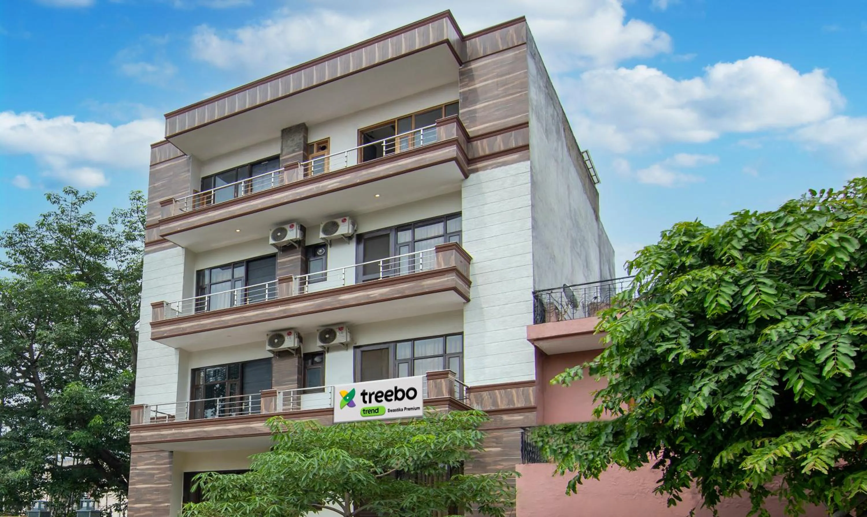 Facade/entrance in Treebo Swastika Premium