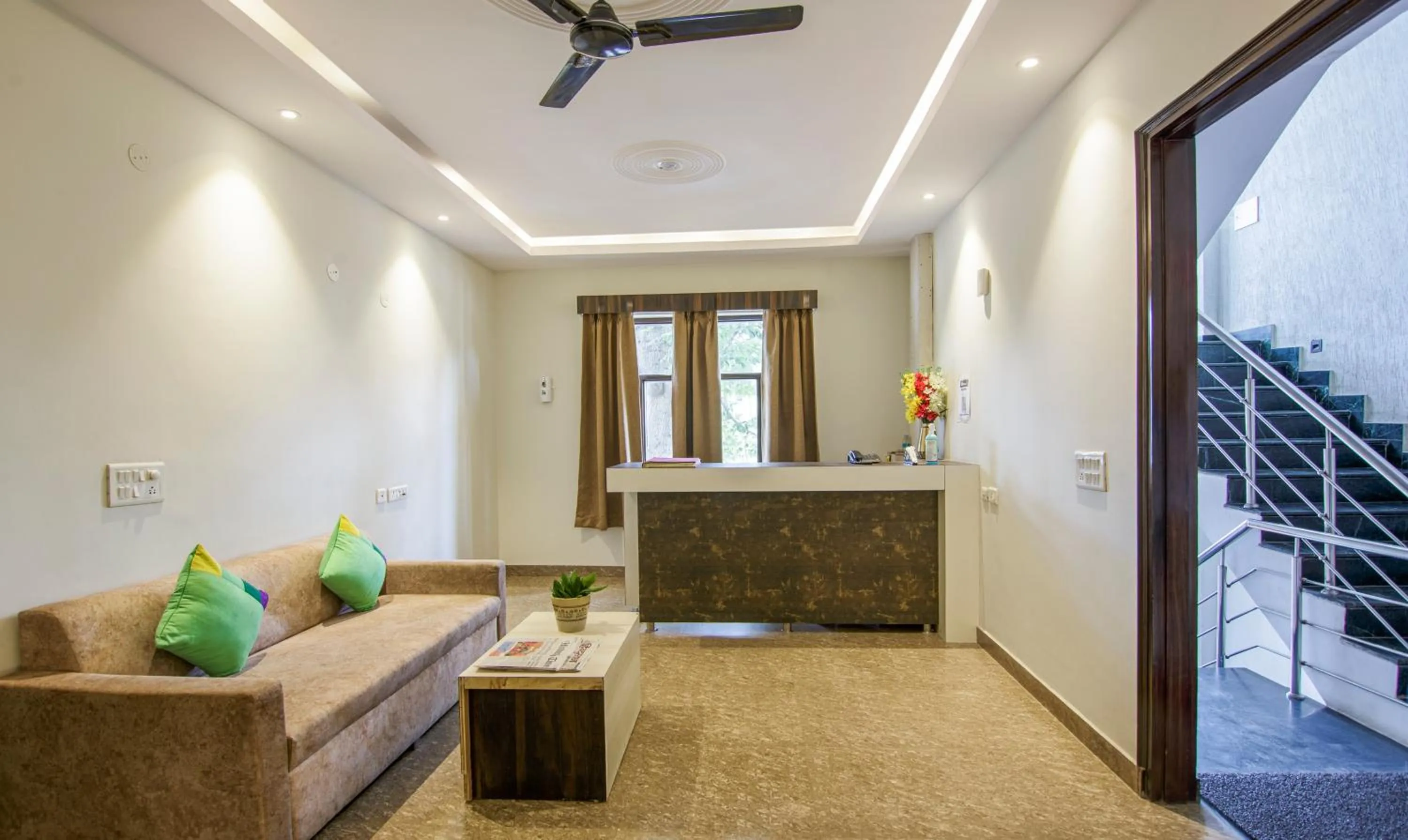 Lobby or reception in Treebo Swastika Premium