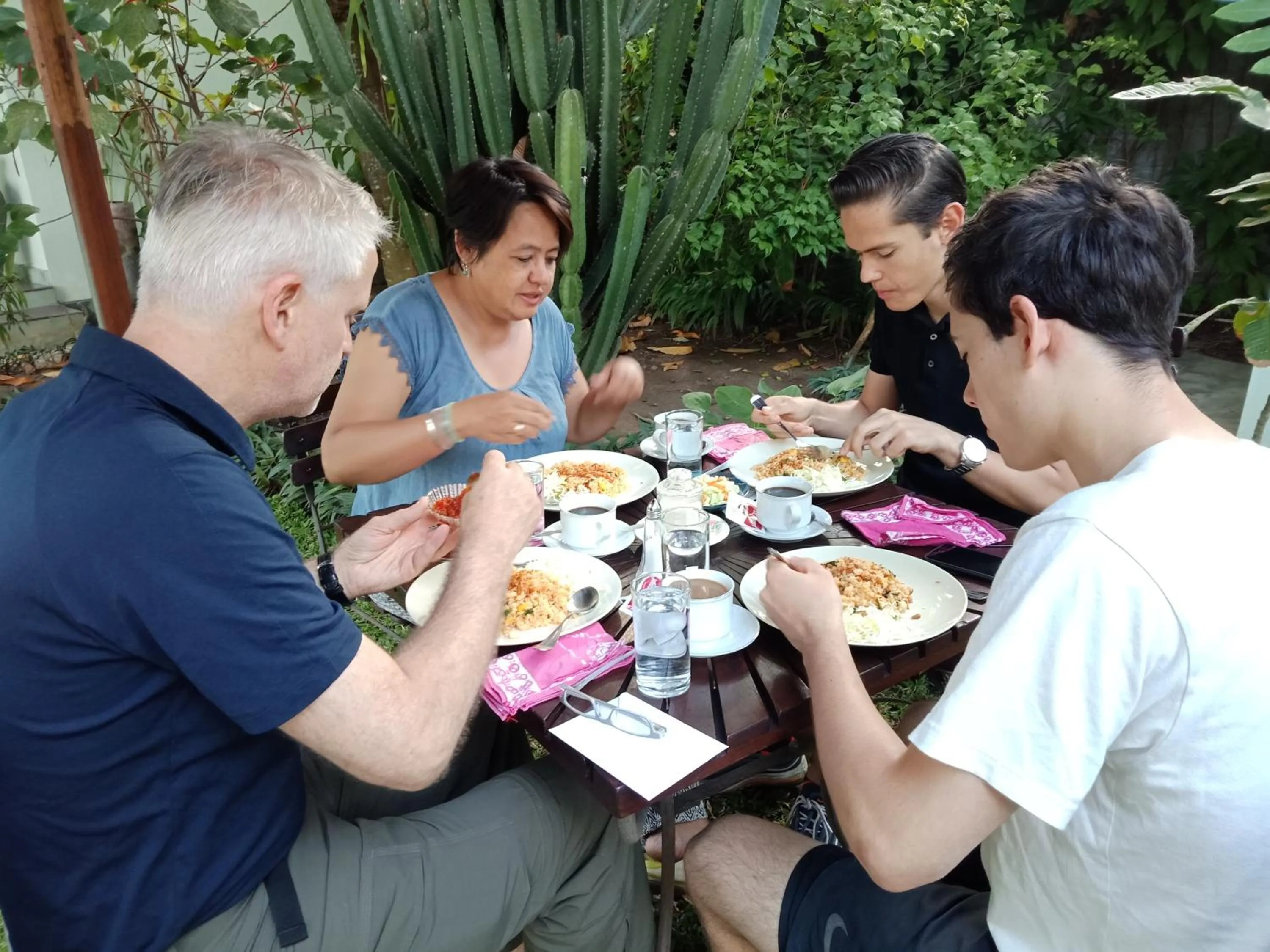 Lunch in Rumah Sawah