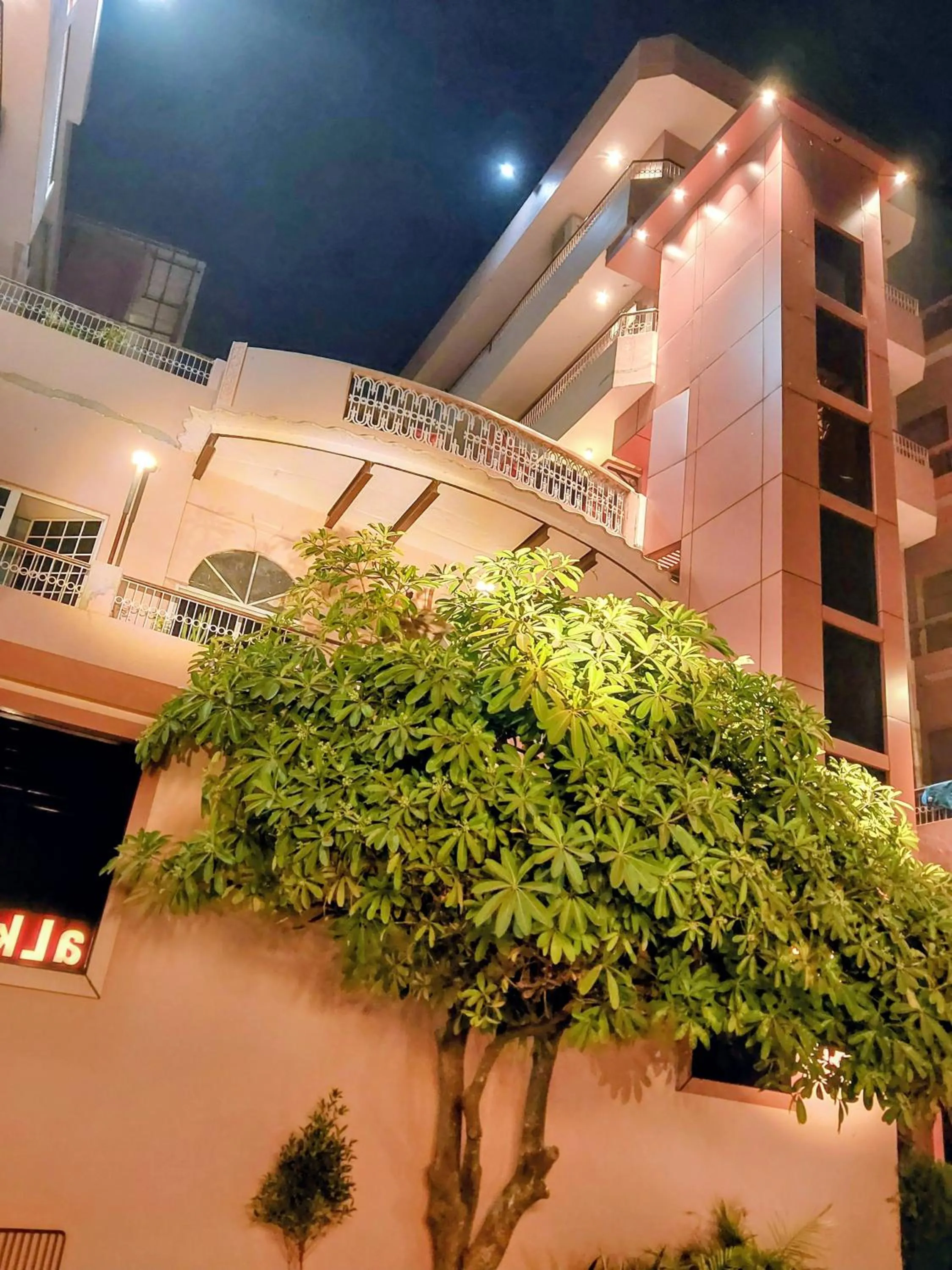 elevator in Hotel Alka