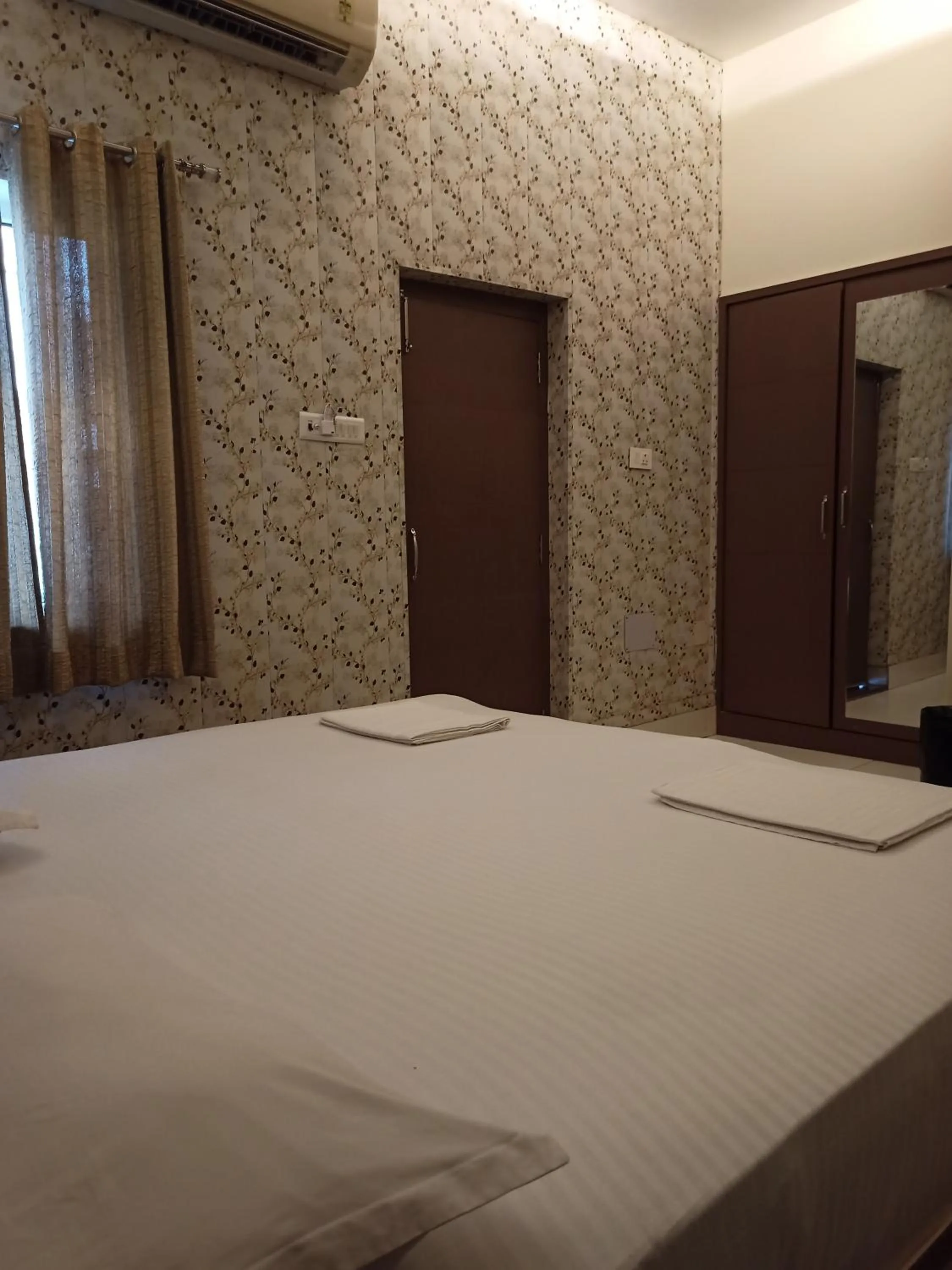 Bedroom in Hotel Alka