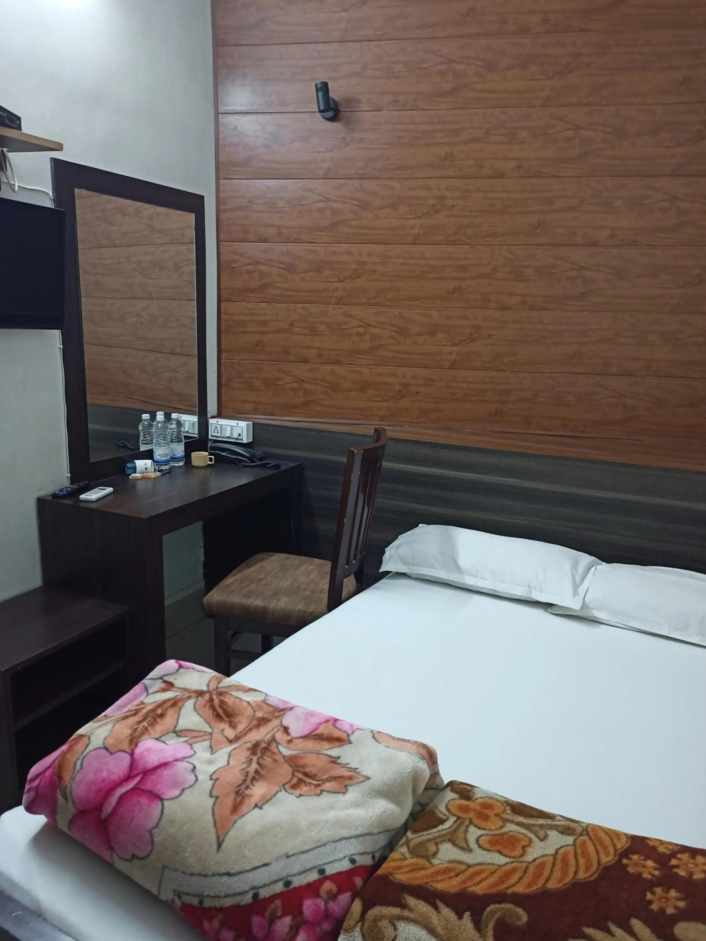 Bedroom in Hotel Alka