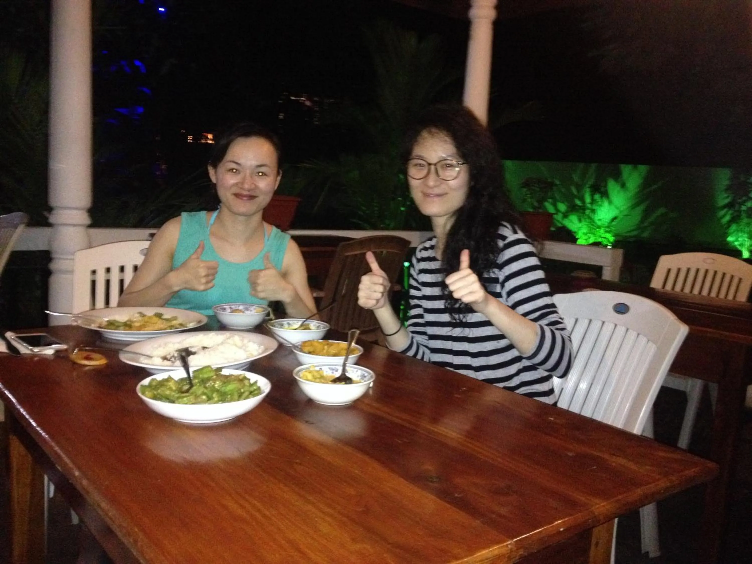 Restaurant/places to eat in Celestial Inn