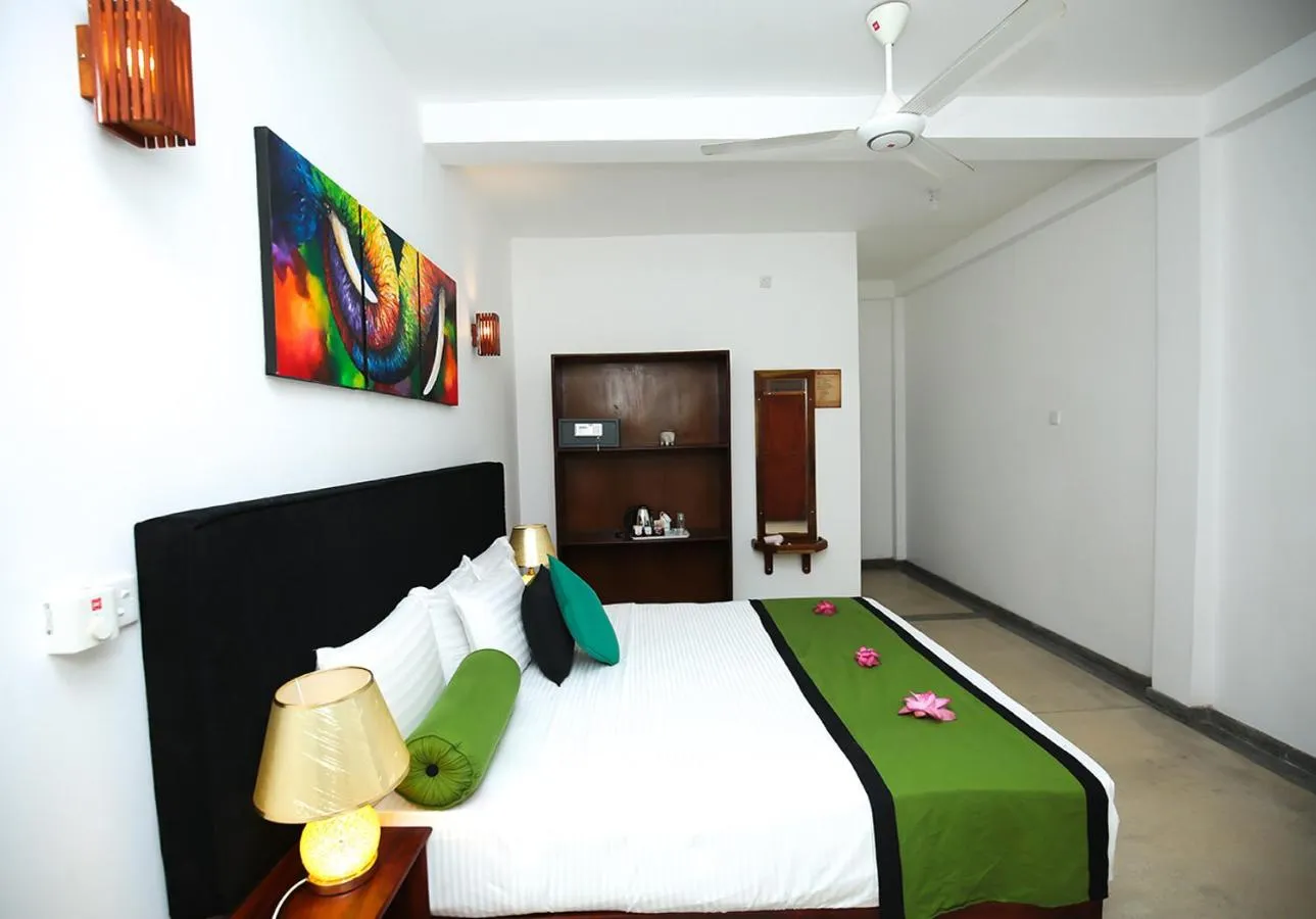 Bedroom in Celestial Inn