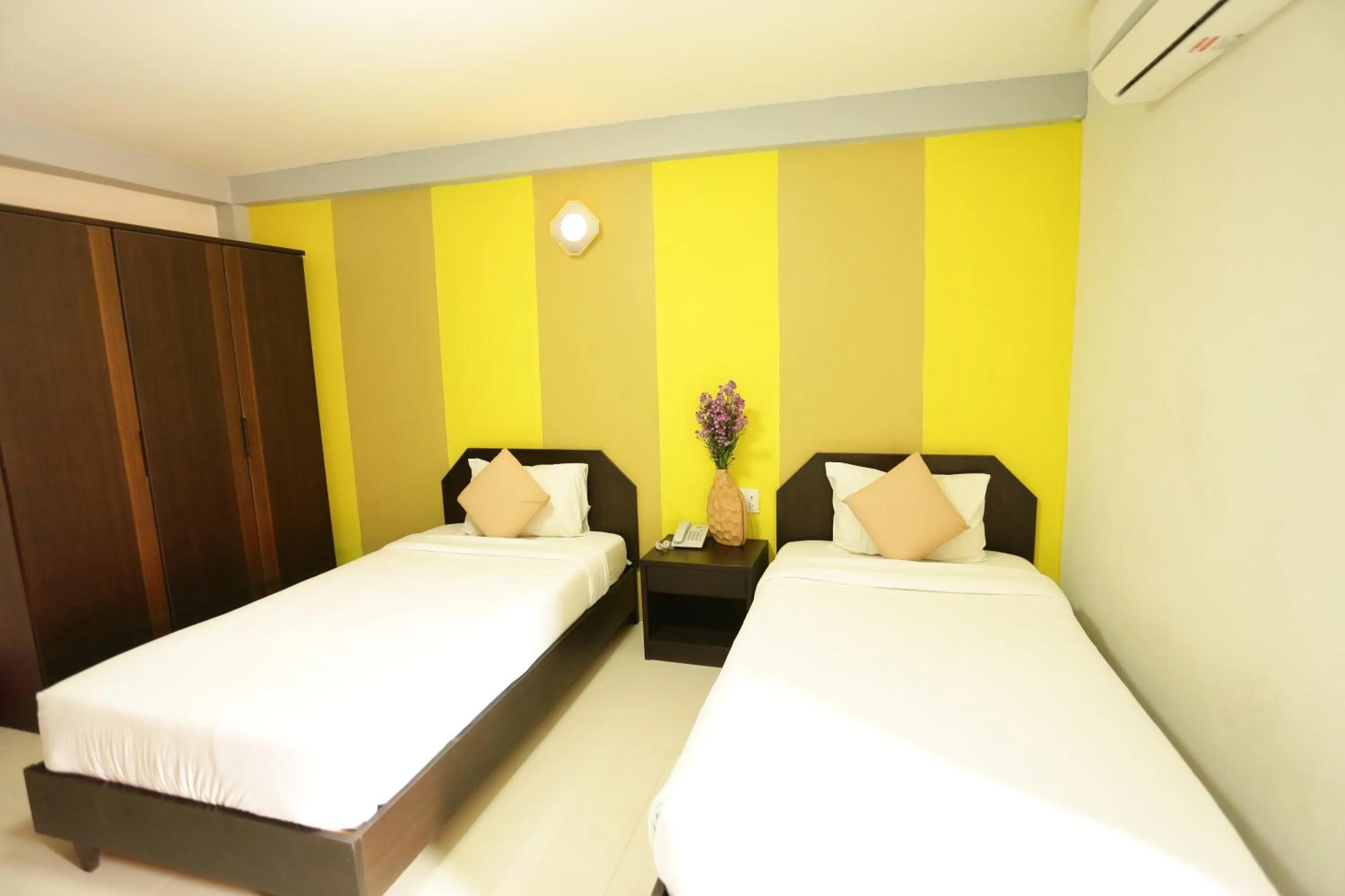 Bed in Puangpech Place