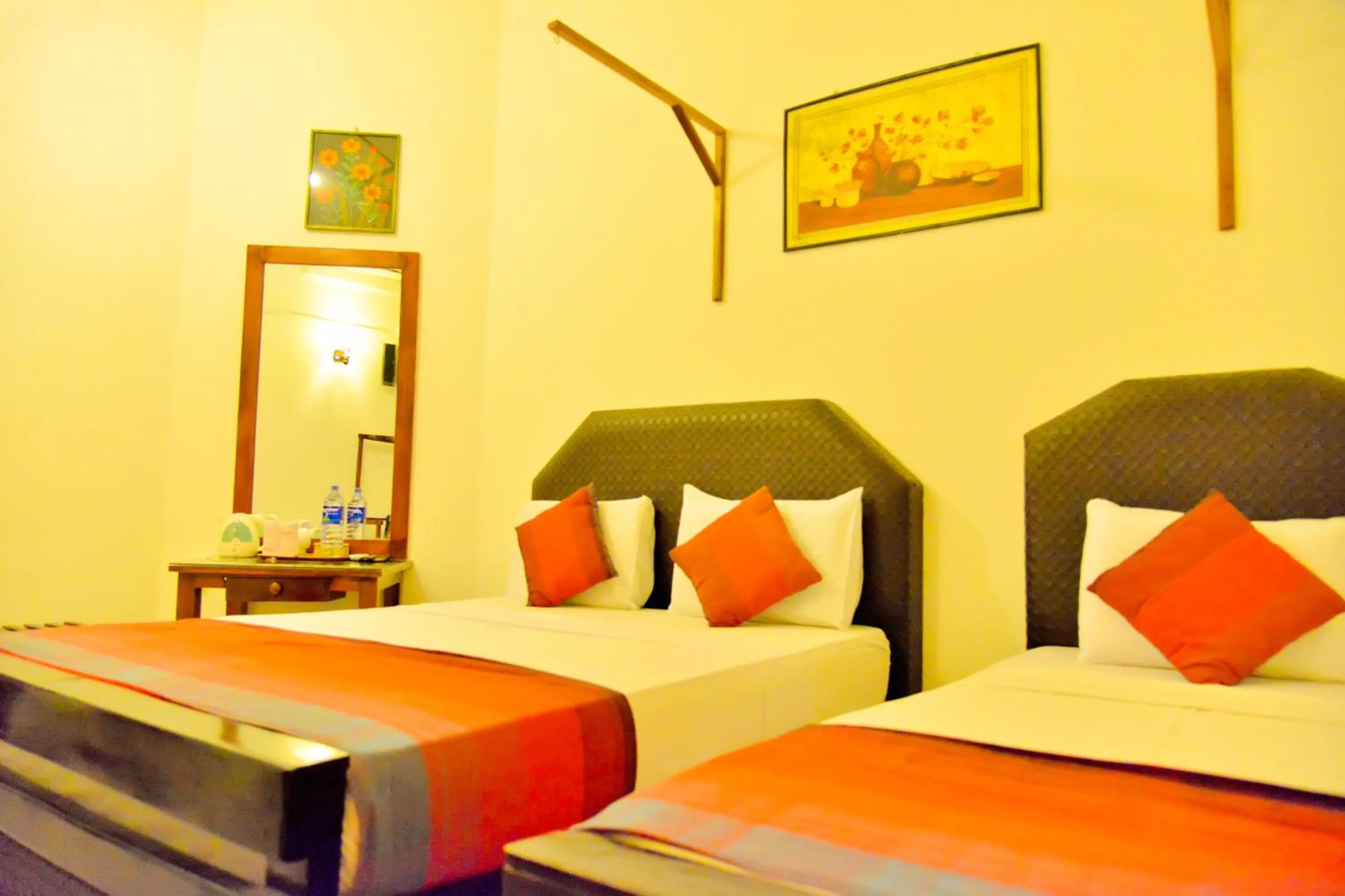 Bed in Thilaka City Hotel