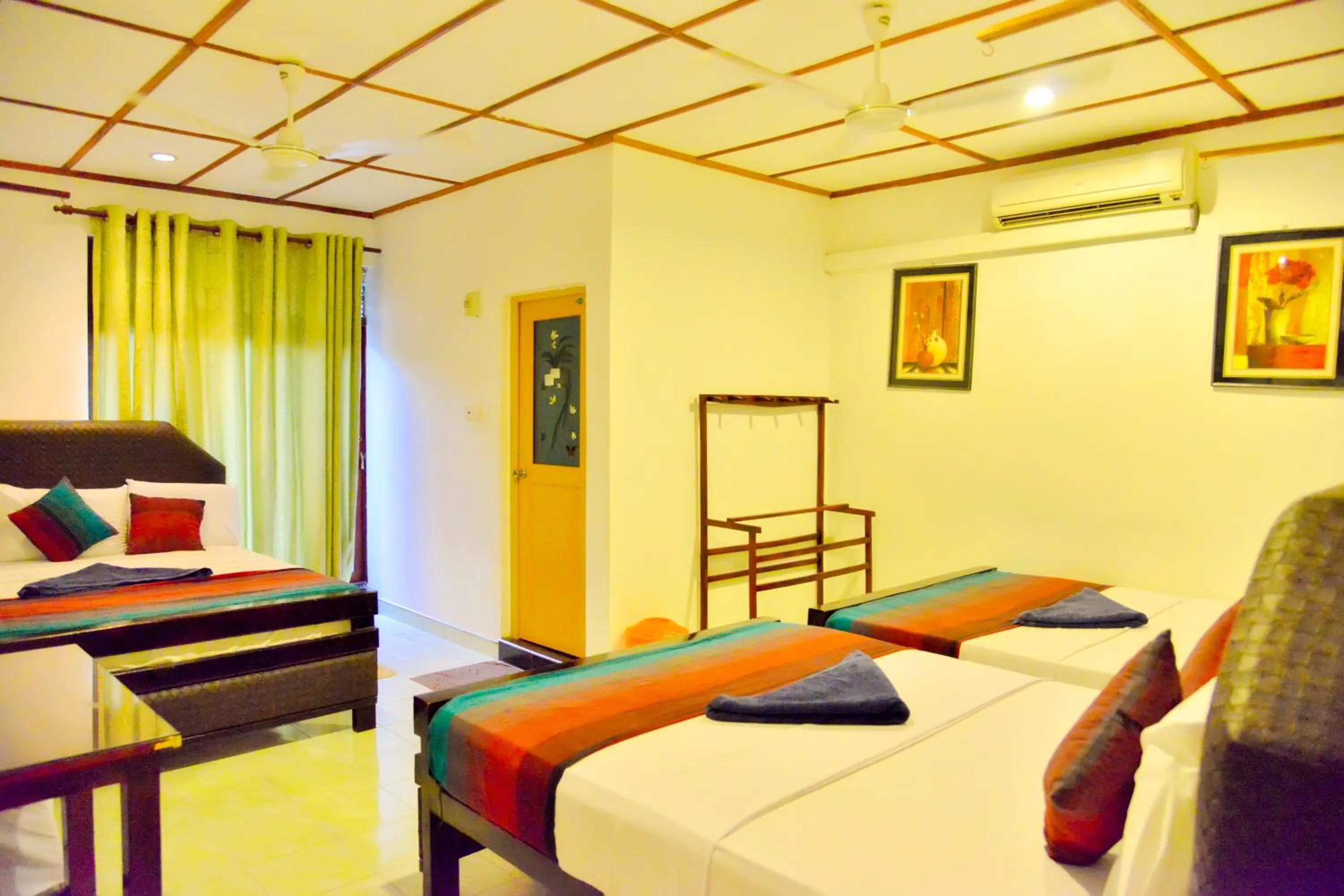 Bed in Thilaka City Hotel