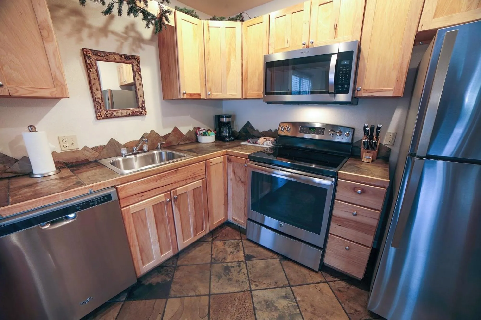 Fawn Valley Inn- 267 condo