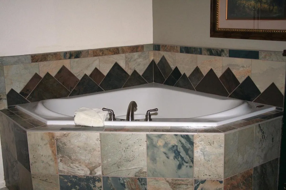 Bathroom in Fawn Valley Inn- 102 condo