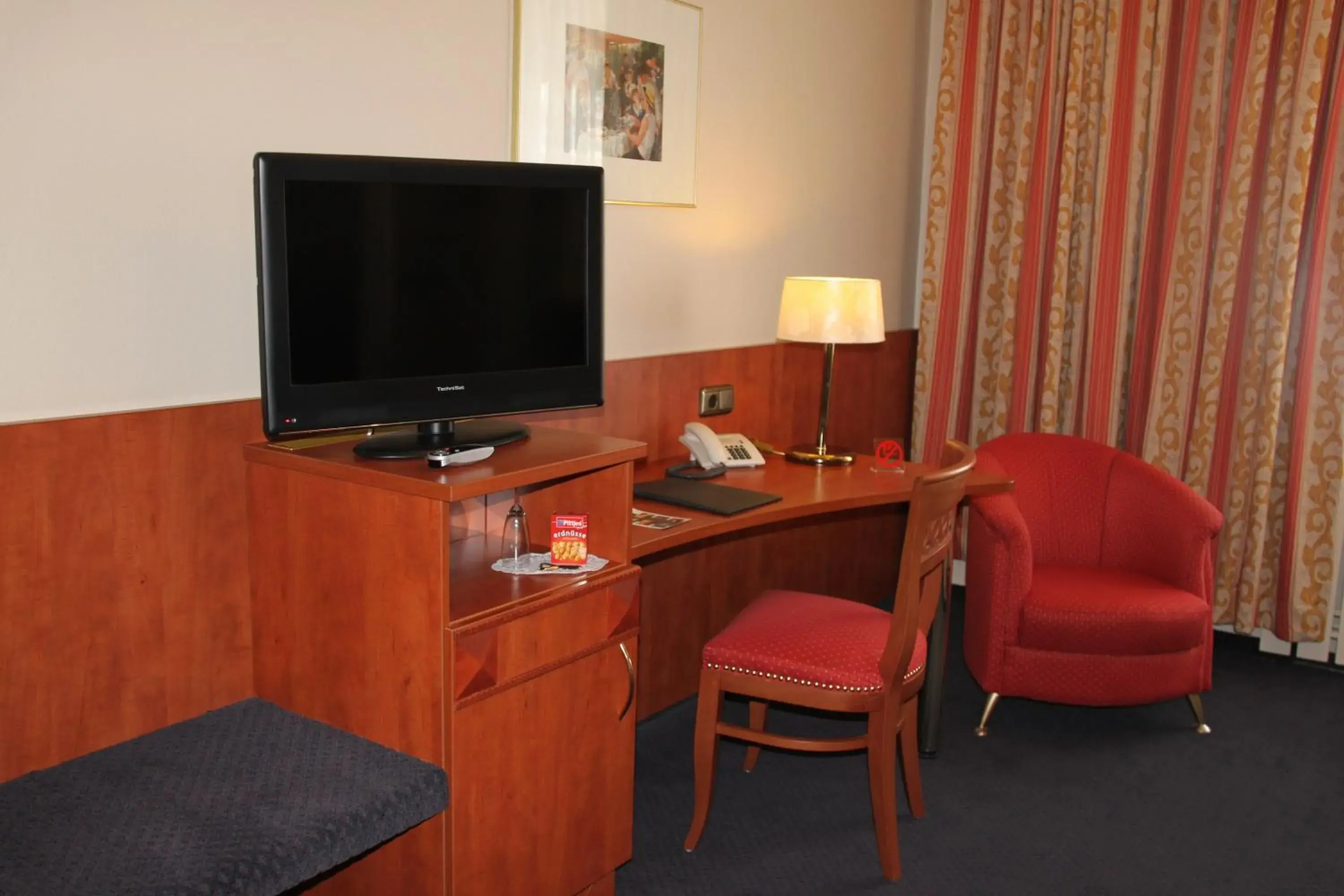 Single Room in Hotel Rheinischer Hof Single Room in Hotel Rheinischer Hof