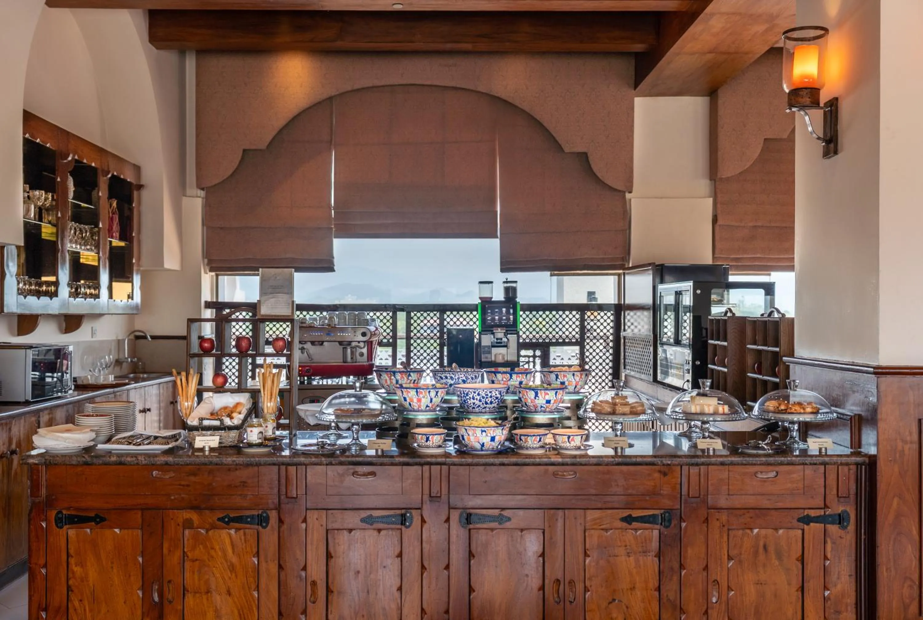 Restaurant/places to eat in Islamabad Serena Hotel