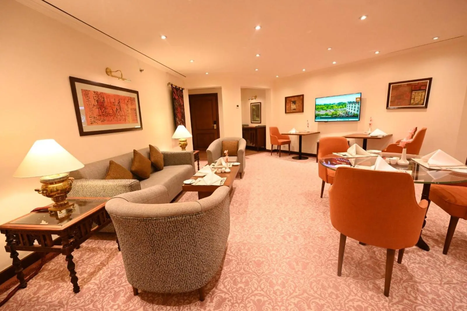 Restaurant/places to eat in Islamabad Serena Hotel