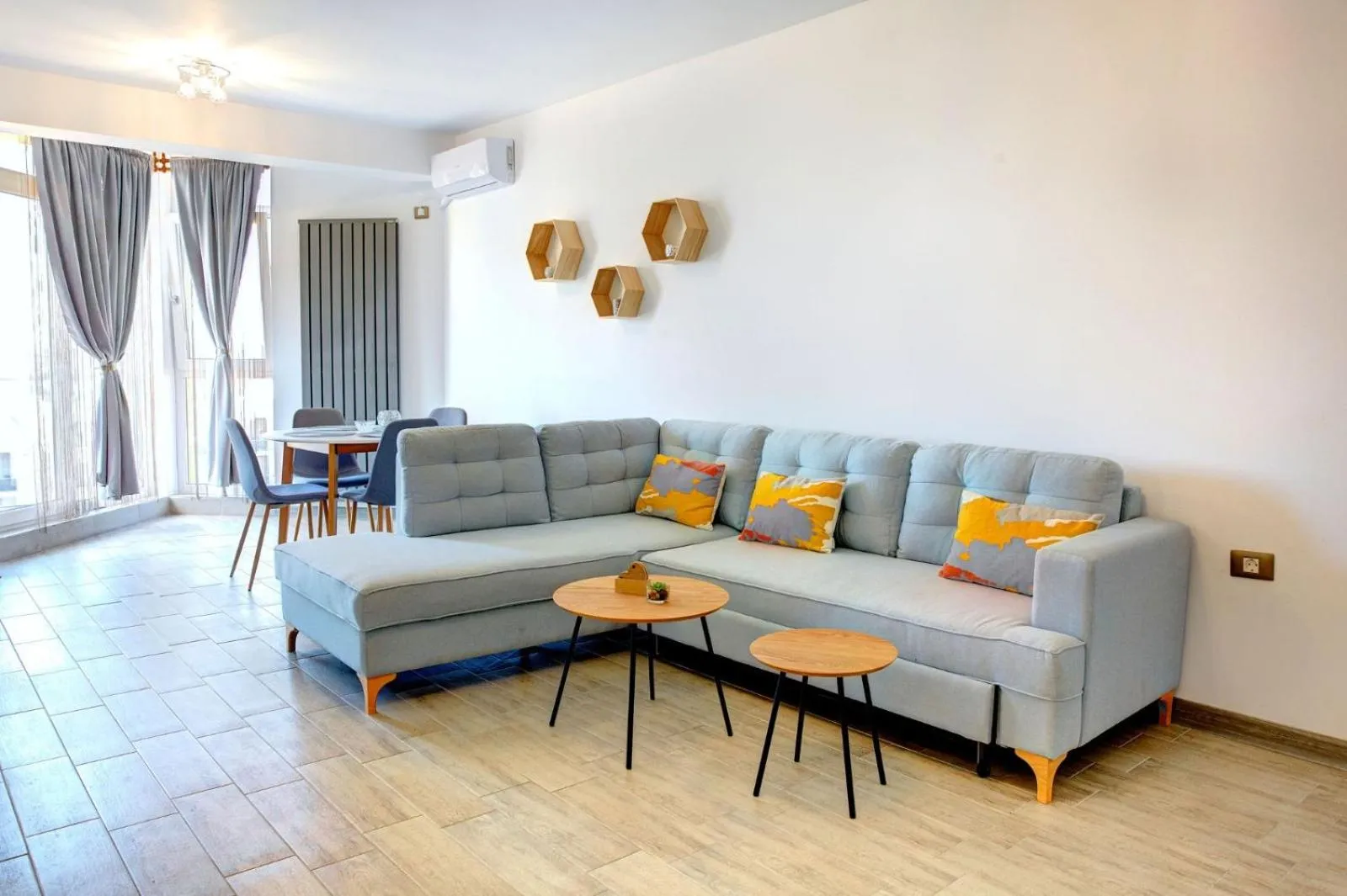 Living room in Aparthotel Ella Mamaia