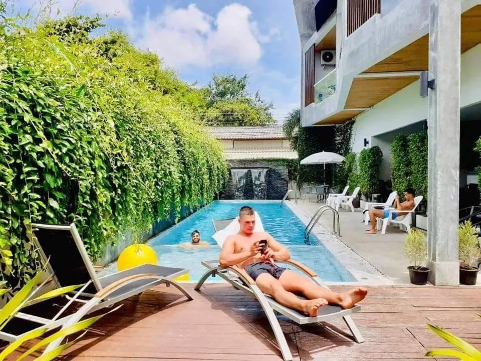 Lemonade Phuket Hotel -SHA Plus