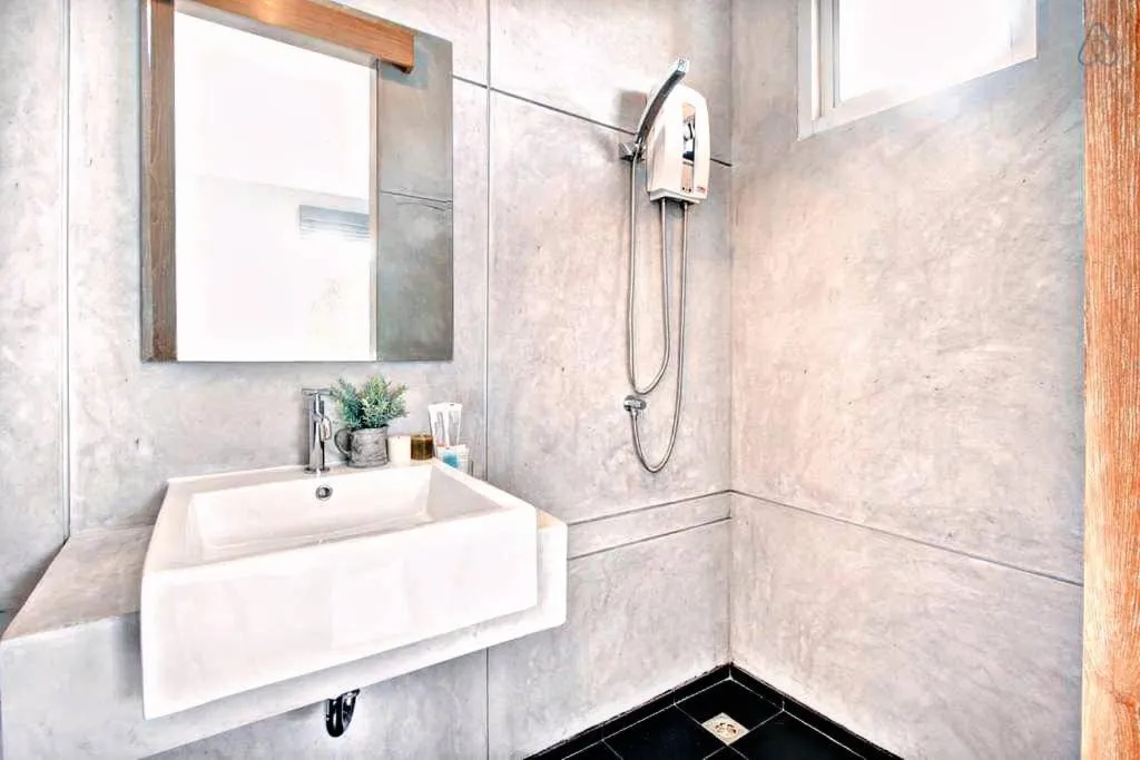 Lemonade Phuket Hotel -SHA Plus