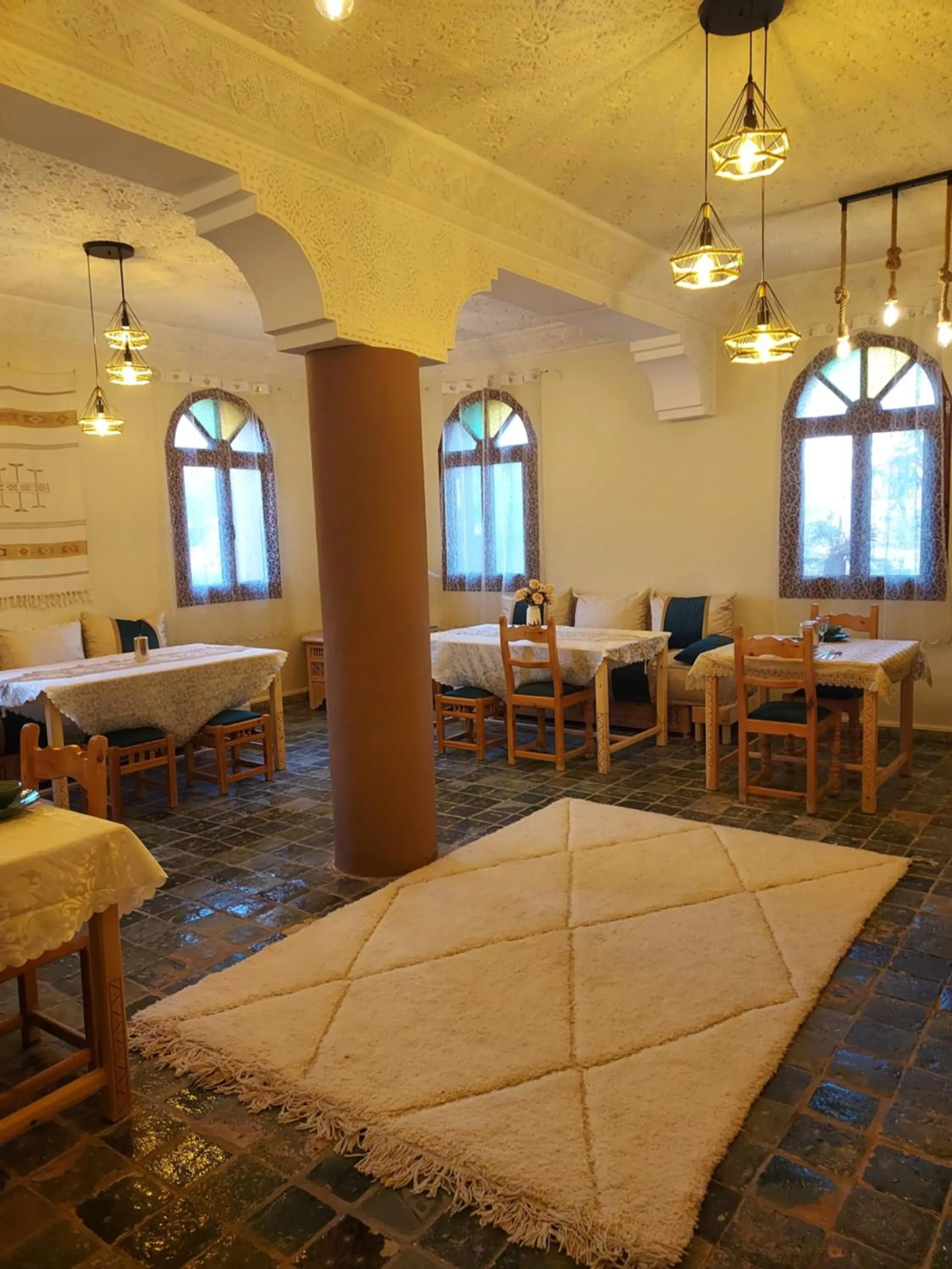 Restaurant/places to eat in Riad ma bonne étoile