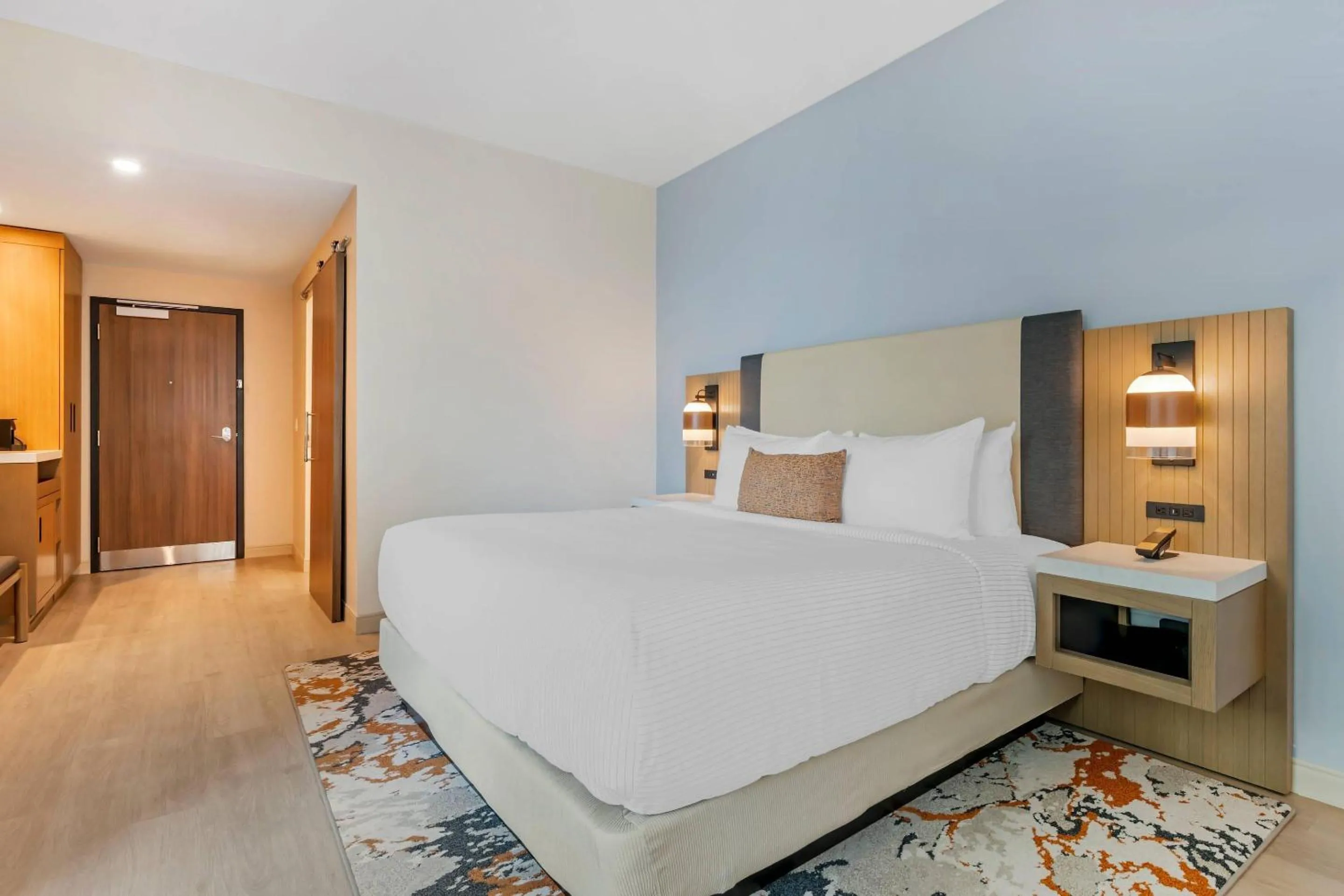 Bedroom, Bed in Cambria Hotel Austin Downtown