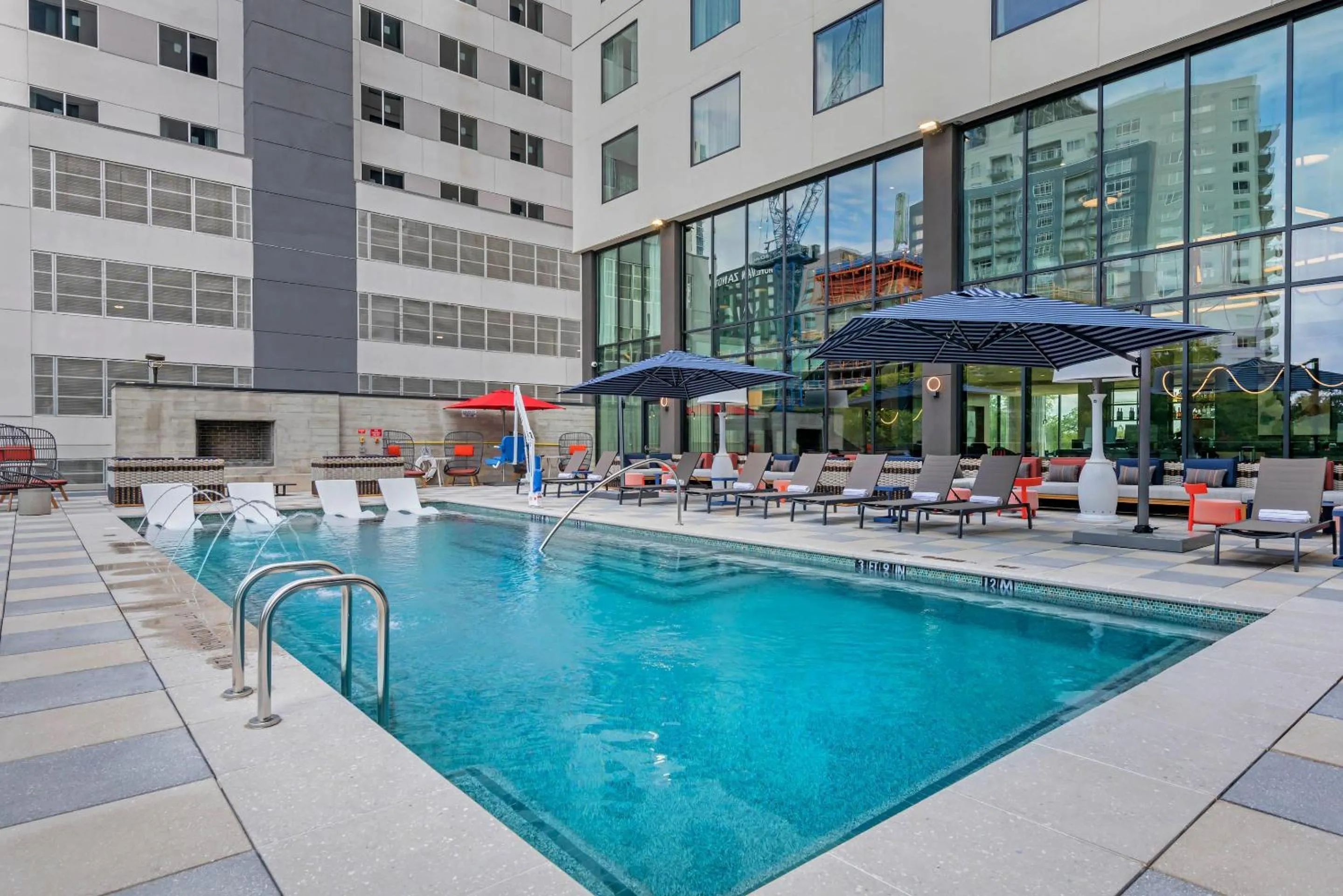 Swimming pool in Cambria Hotel Austin Downtown