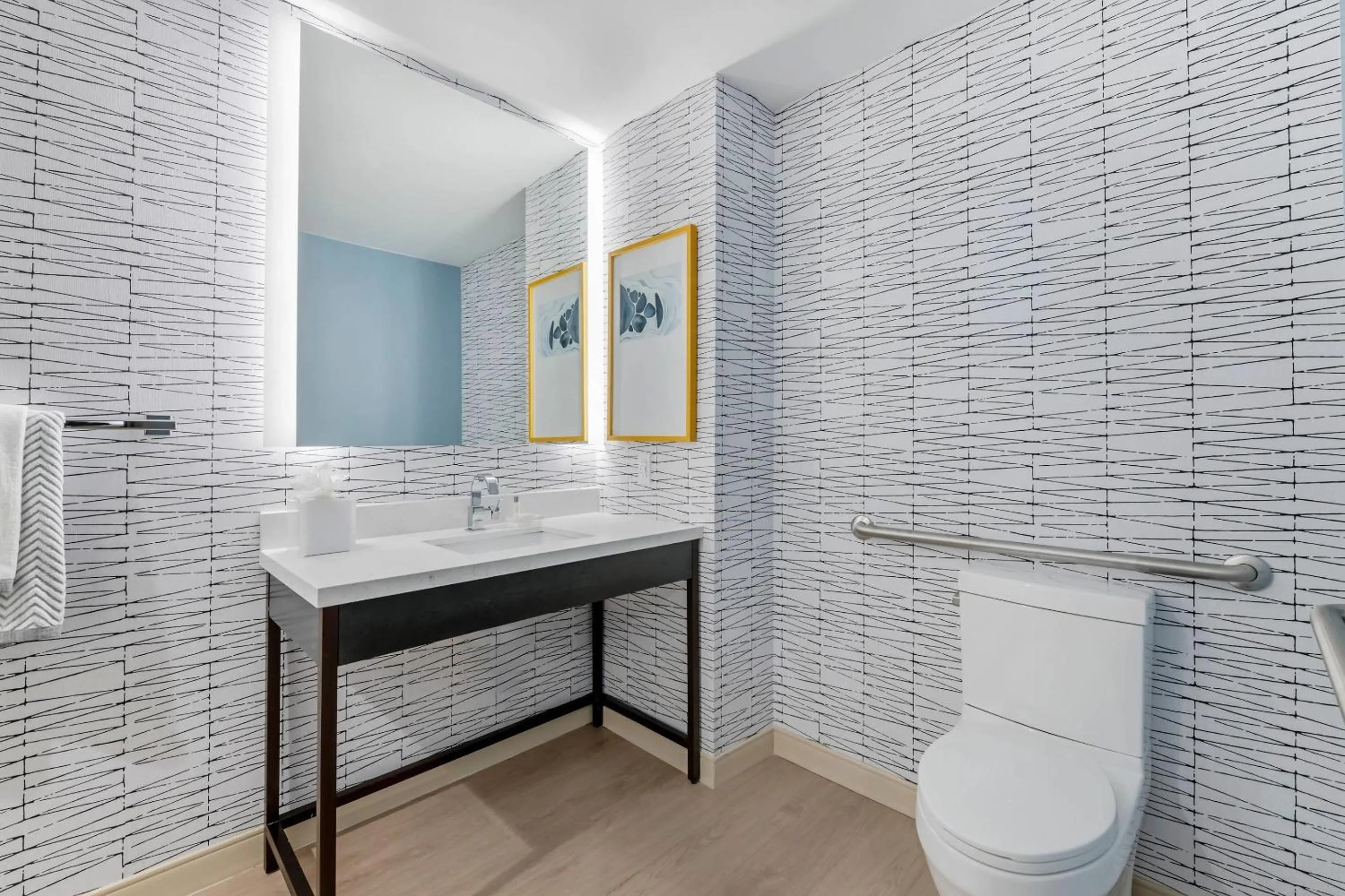 Bedroom in Cambria Hotel Austin Downtown