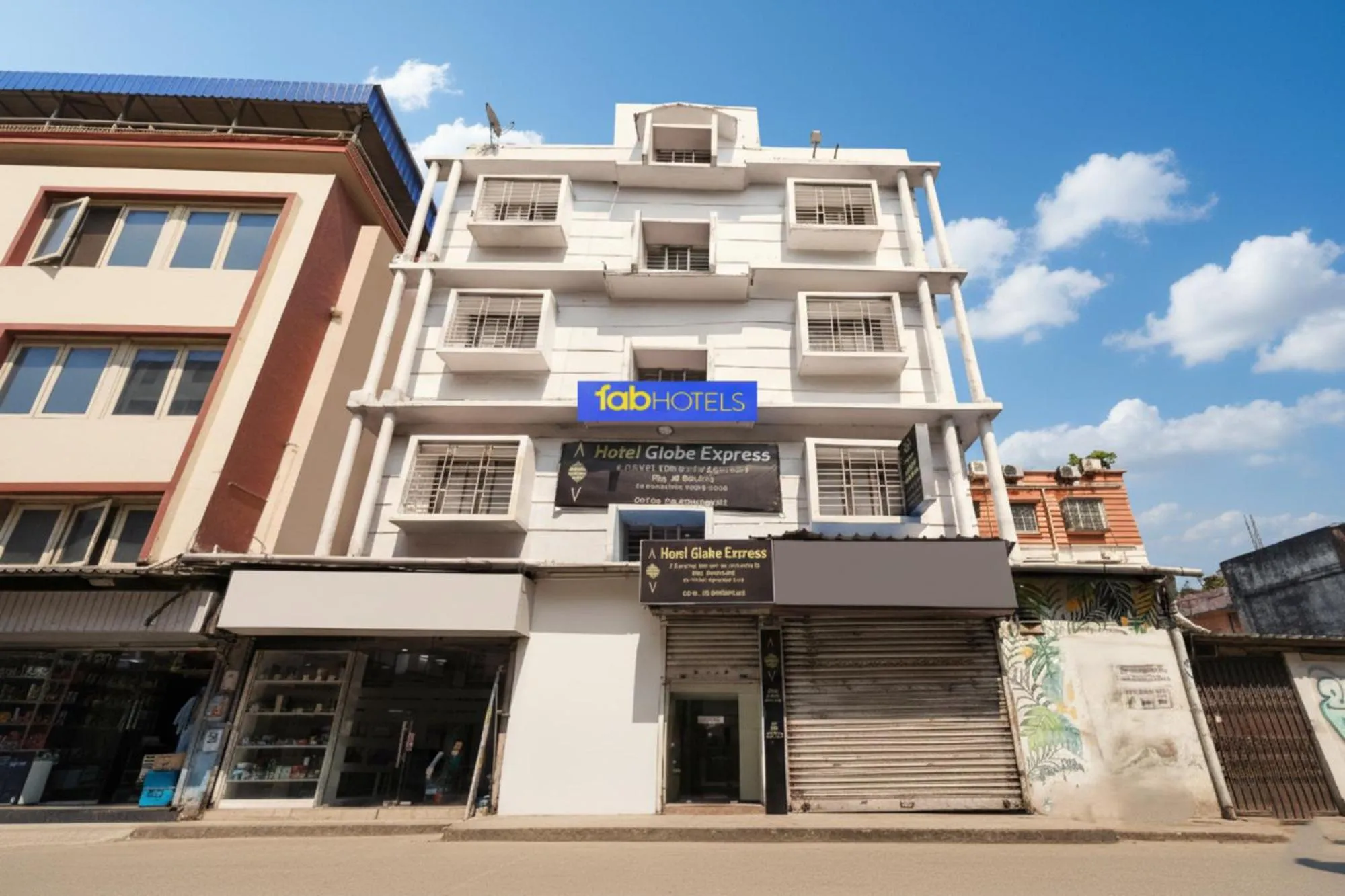 Property building in FabHotel Globe Express - Nr Ruby Hospital