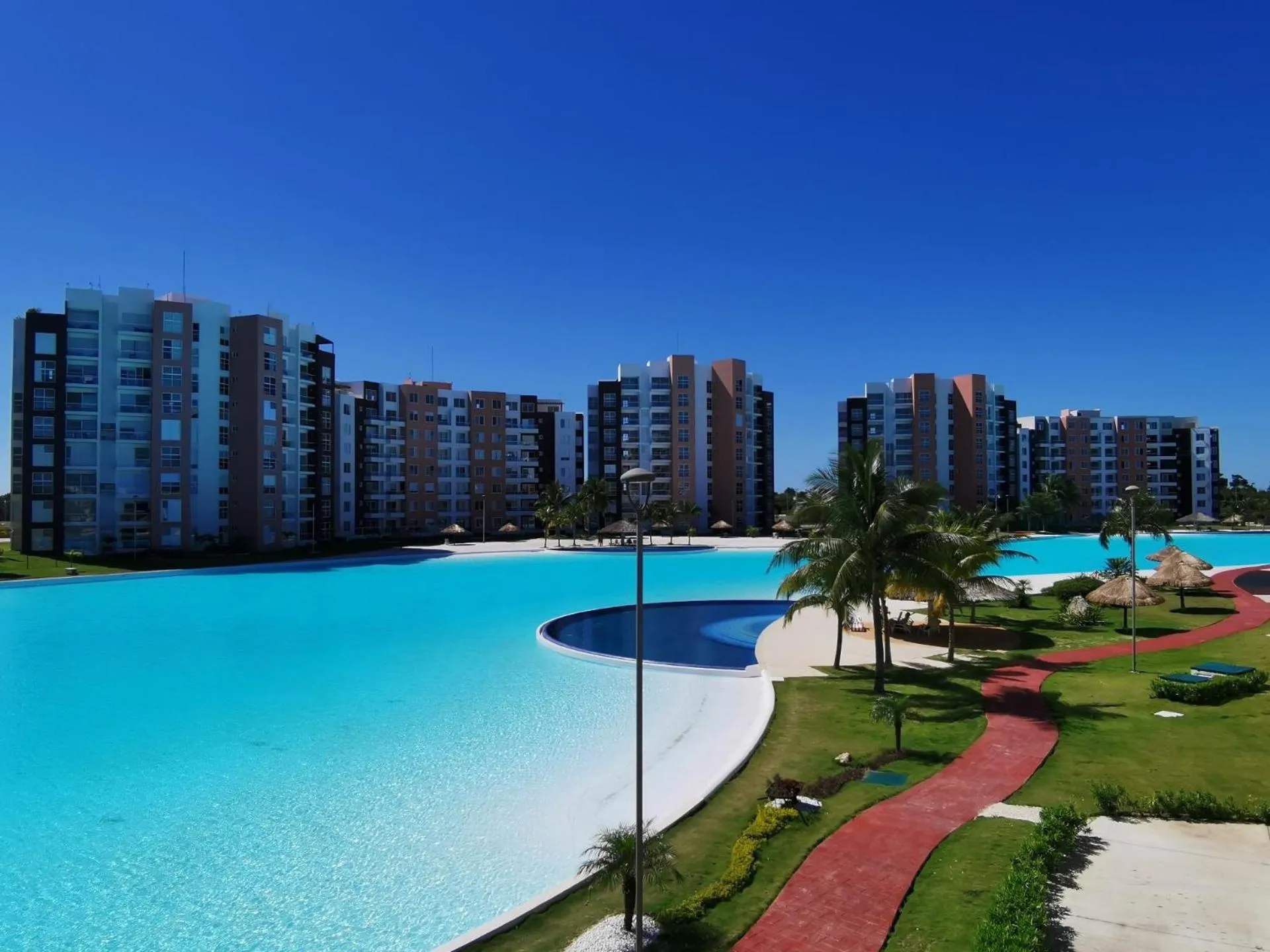 Beautiful condo in Cancun! Dreams Lagoon