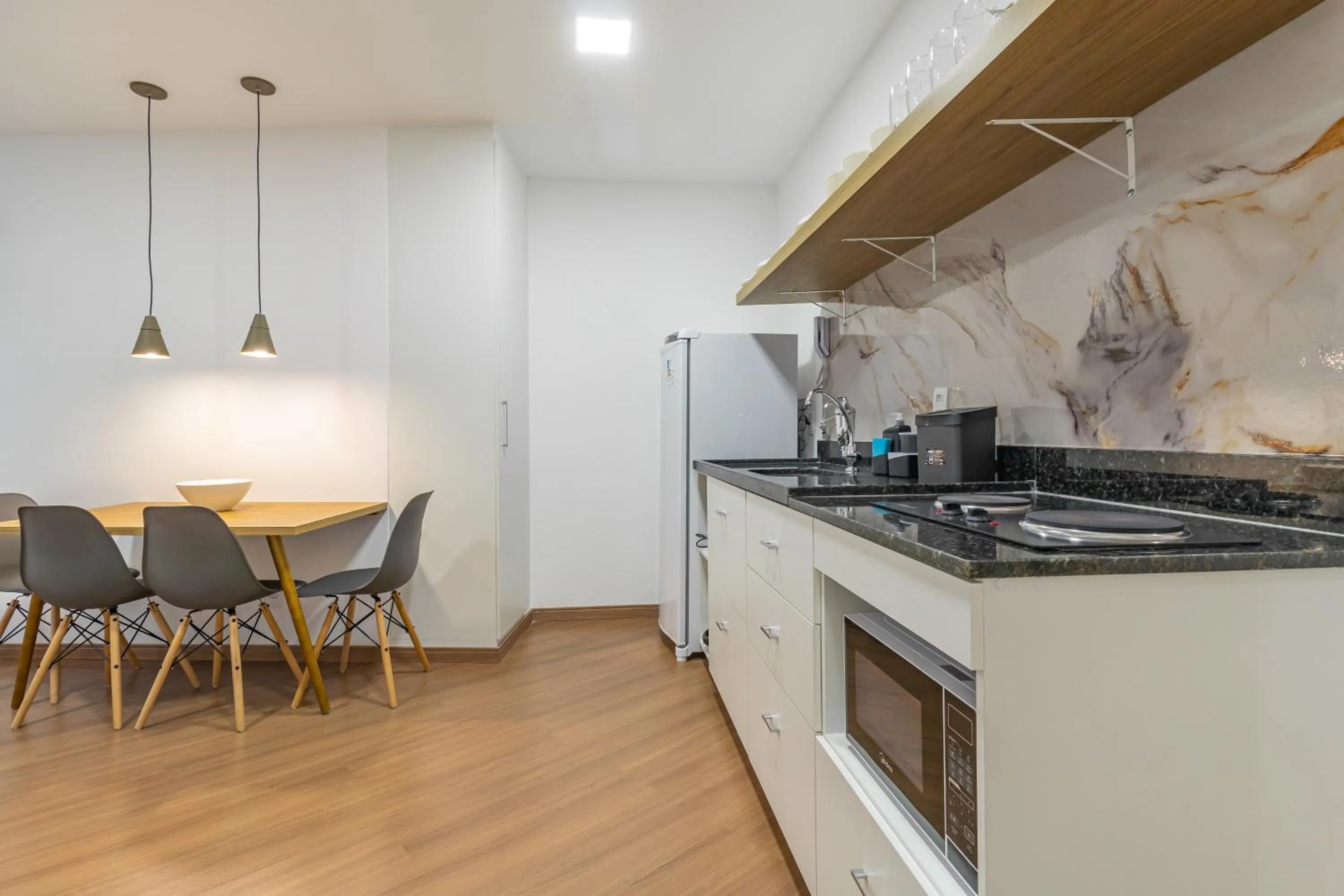 Kitchen or kitchenette in 360 Rio Santos Dumont