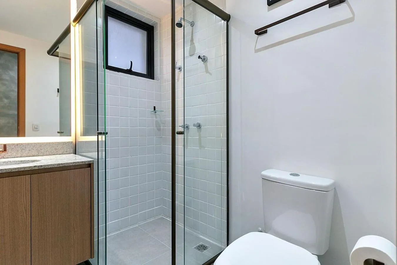 Bathroom in 360 Rio Santos Dumont