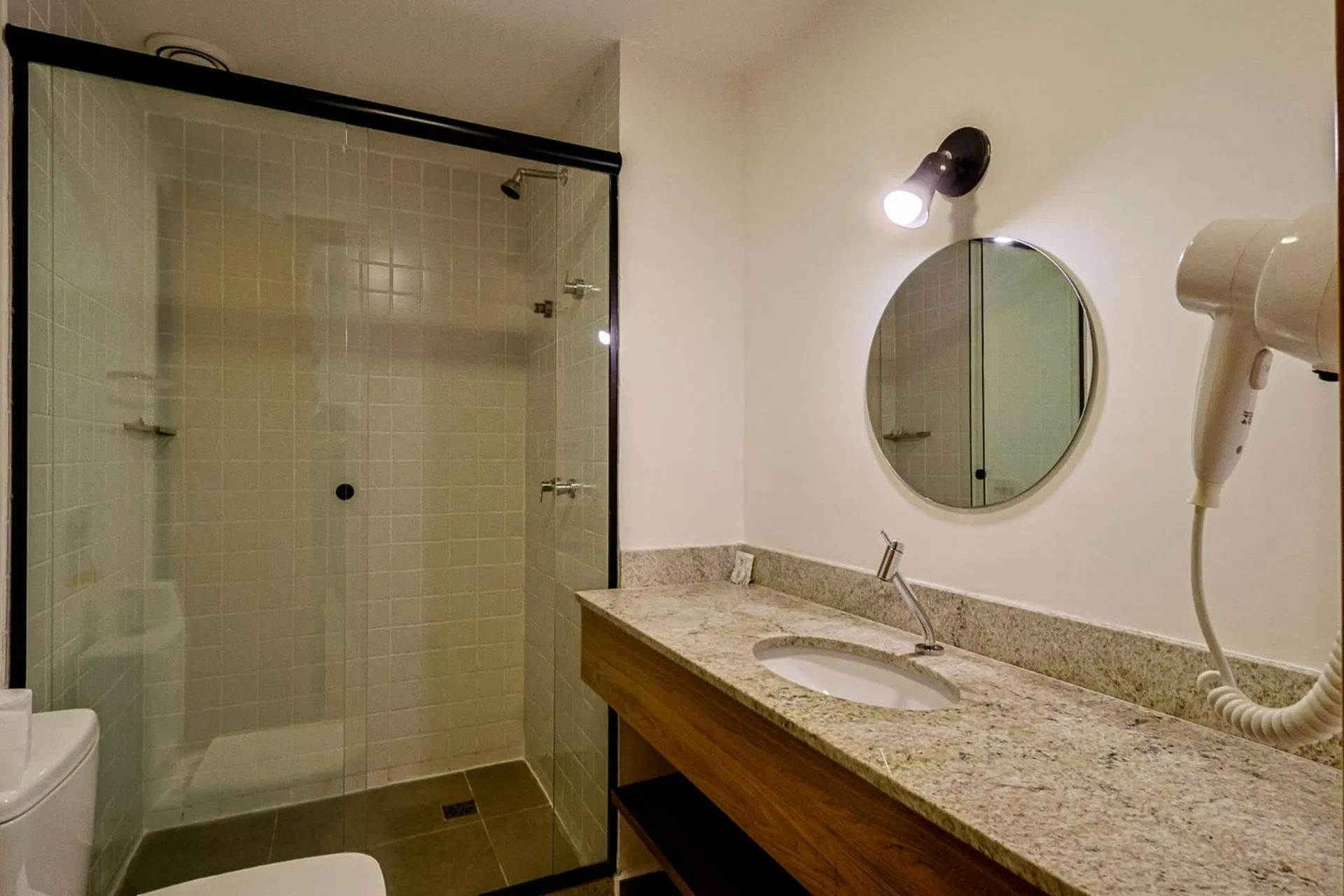 Bathroom in 360 Rio Santos Dumont