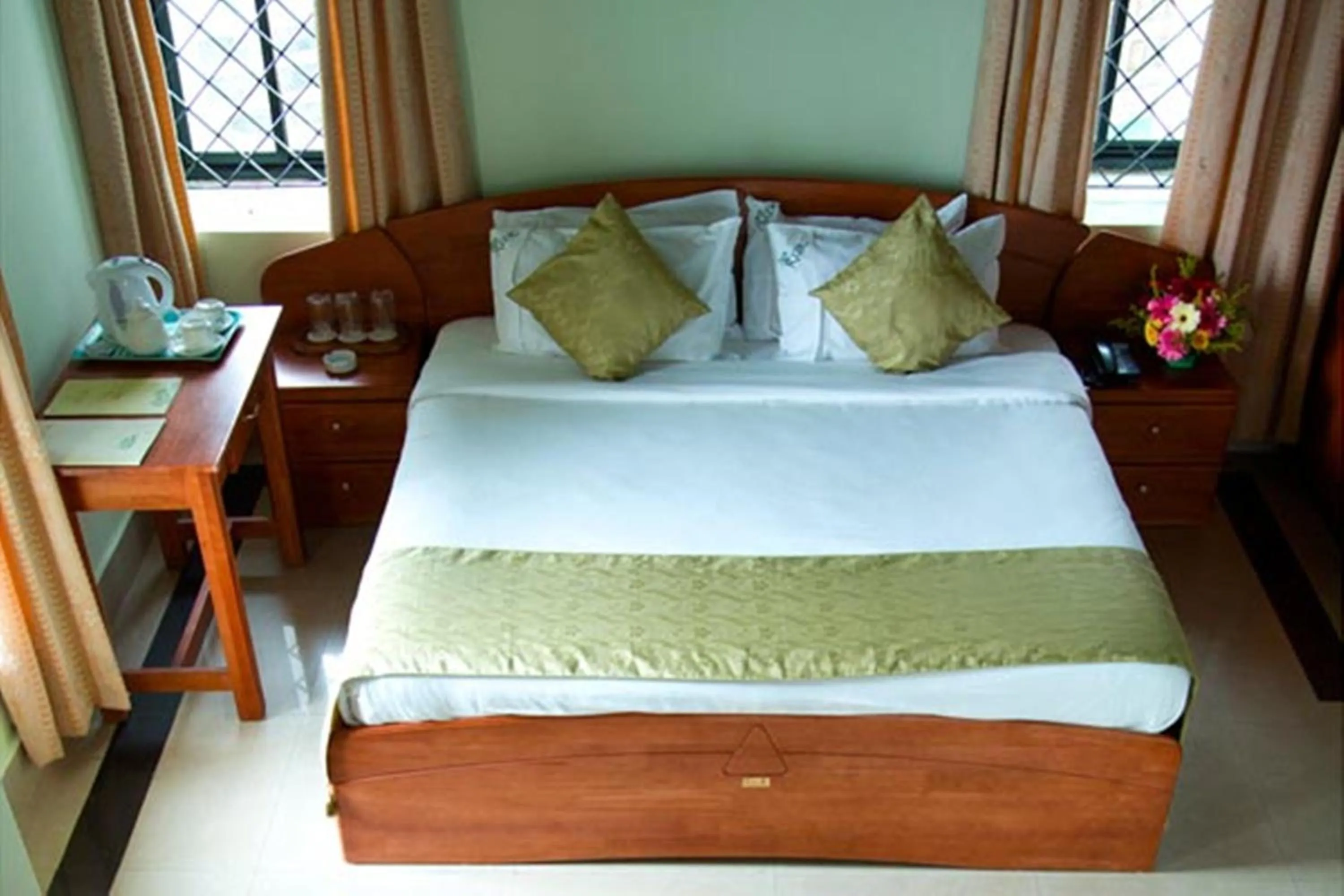 Photo of the whole room, Bed in Aranya Nivas