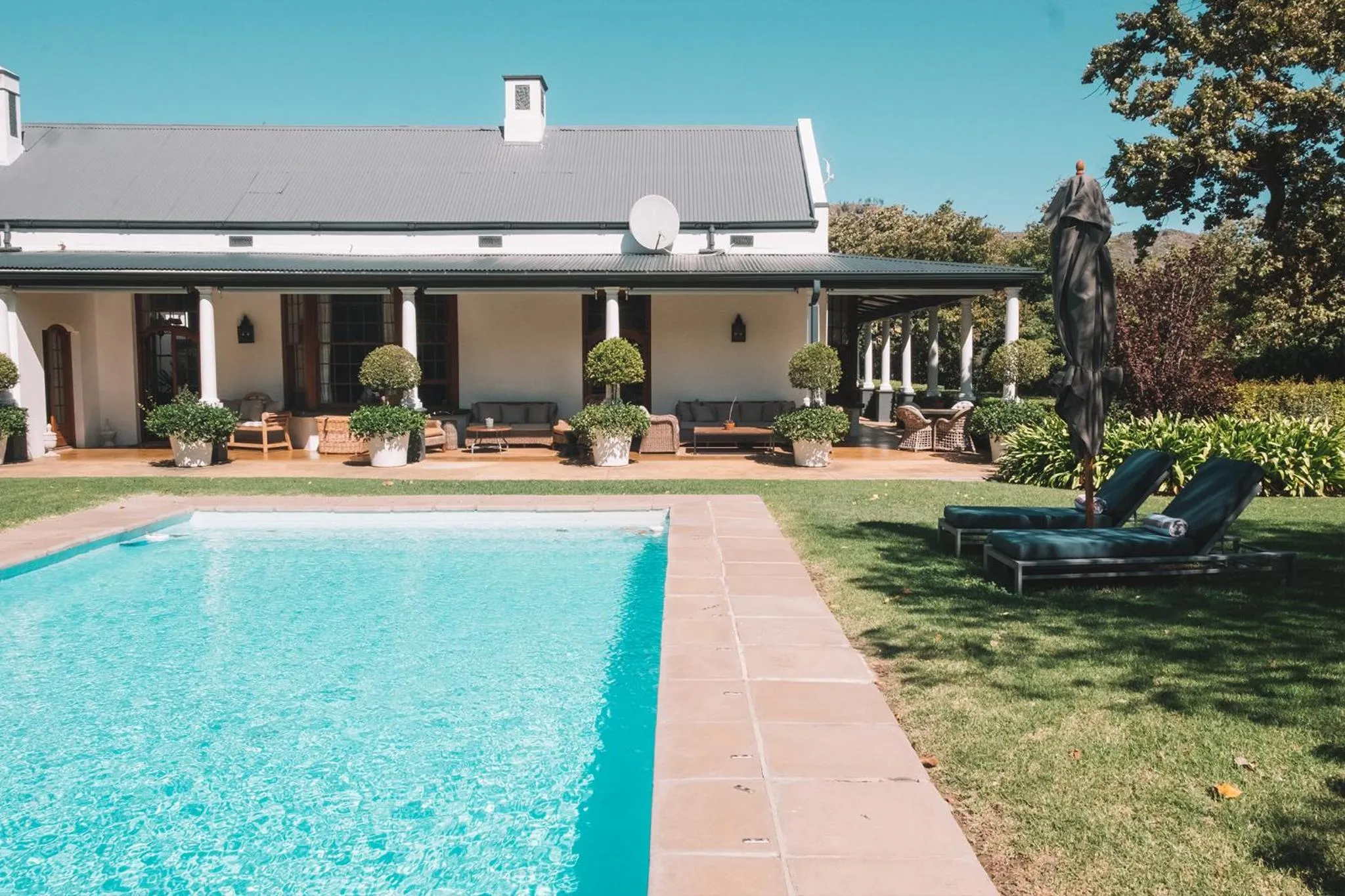 Swimming pool in La Clé Village