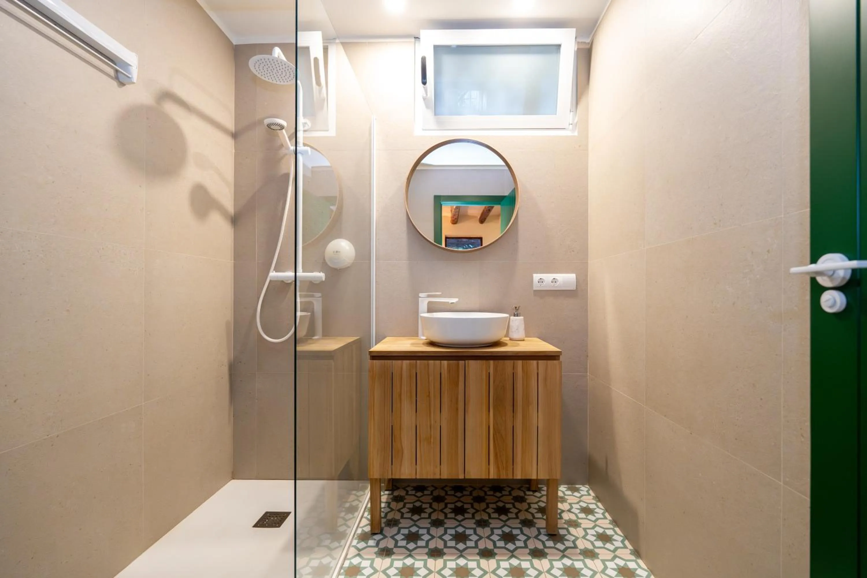 Shower in Paradisun Villajoyosa - Adults Only Recommended