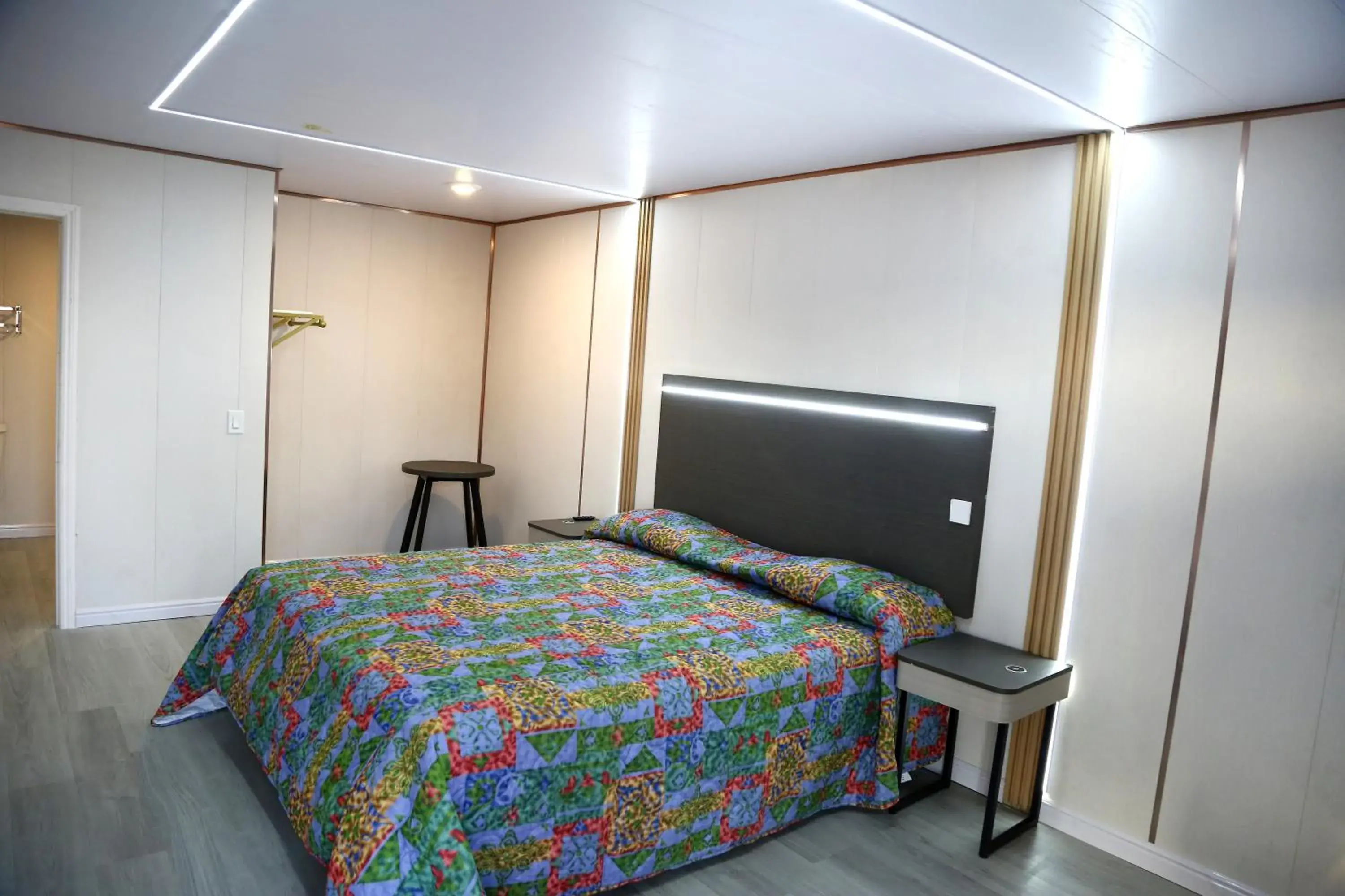 Superior King Room in Airport Stay Motel Superior King Room in Airport Stay Motel