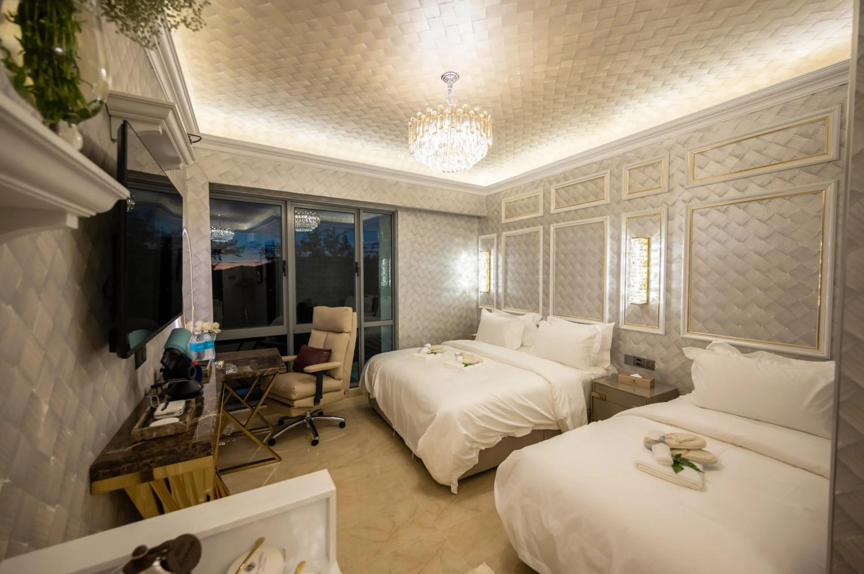 Bedroom, Bed in Ritz Residence, Imago Mall Loft B