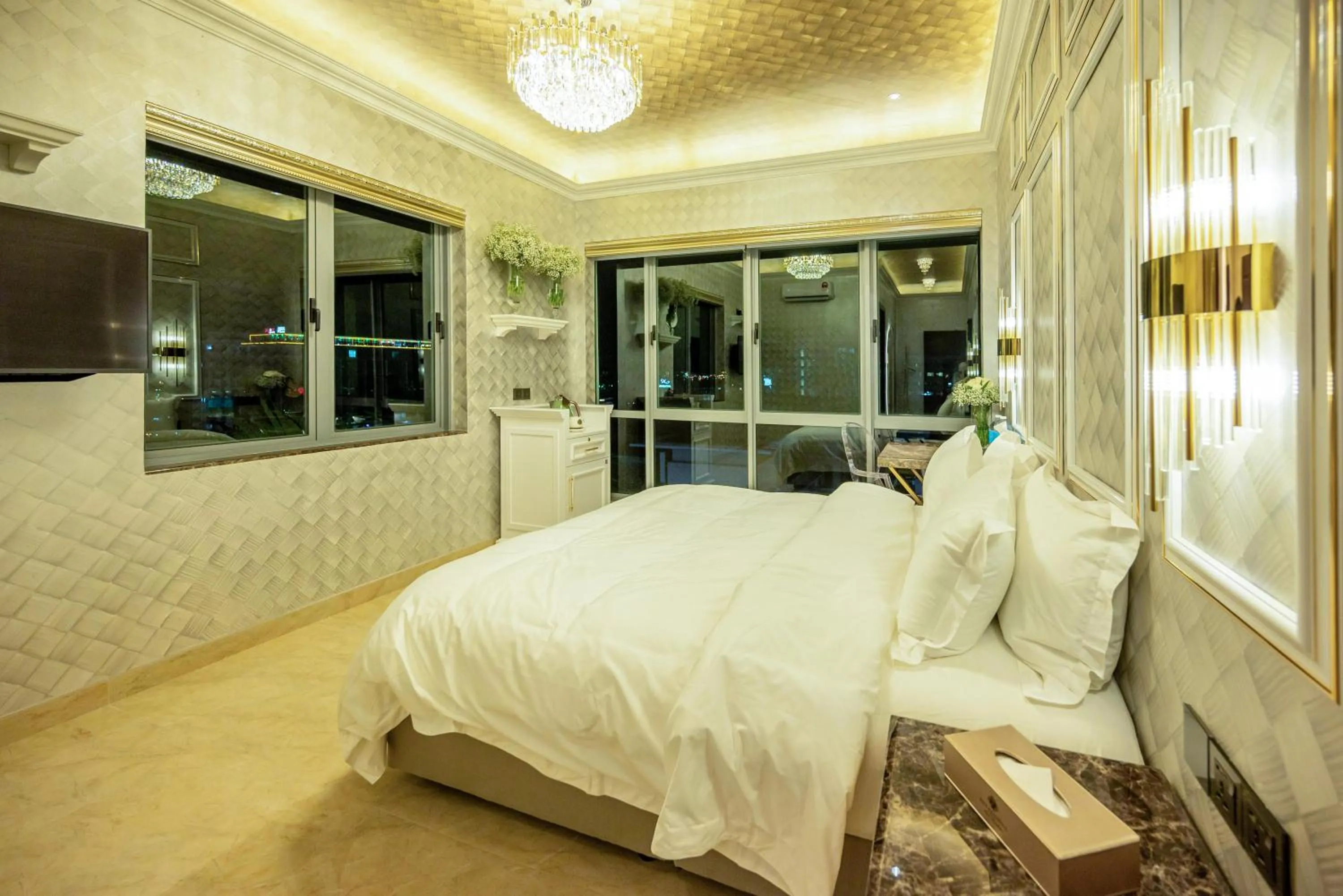 Bed in Ritz Residence, Imago Mall Loft B