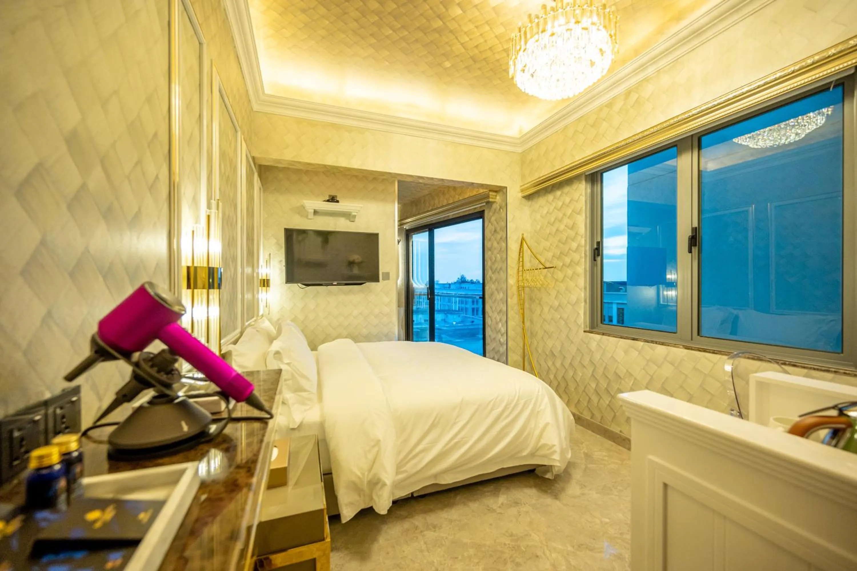 Bed in Ritz Residence, Imago Mall Loft B