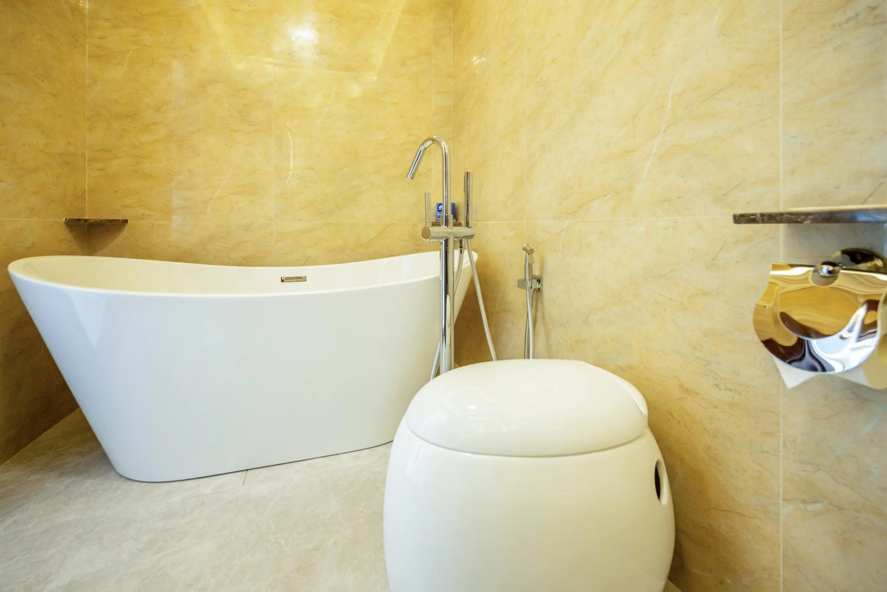 Toilet in Ritz Residence, Imago Mall Loft B