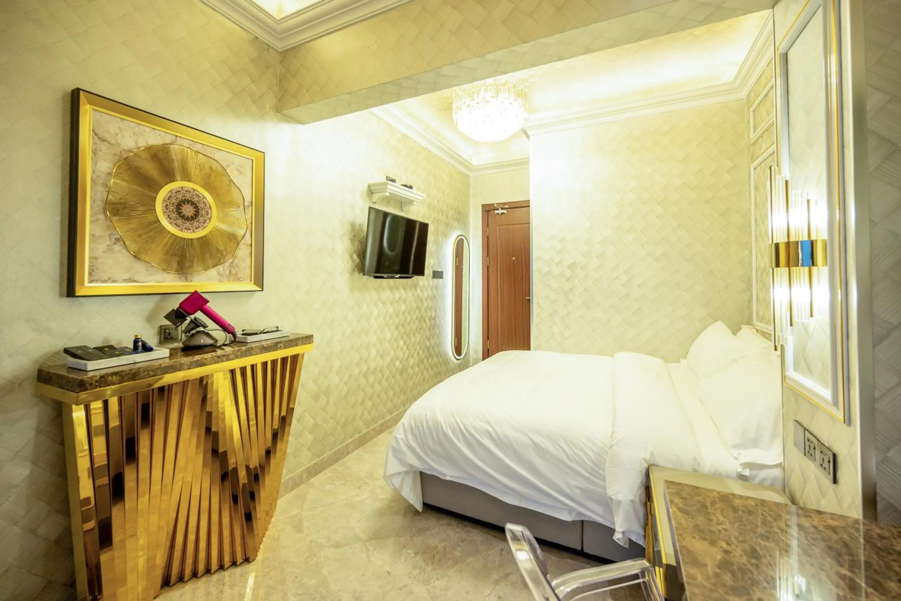 Bed in Ritz Residence, Imago Mall Loft B