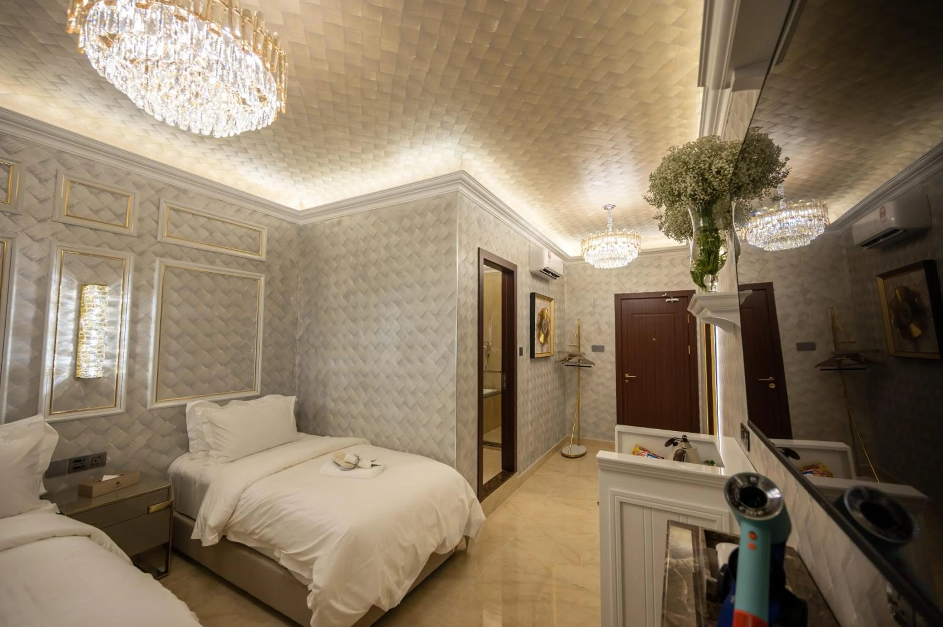 Bedroom, Bed in Ritz Residence, Imago Mall Loft B