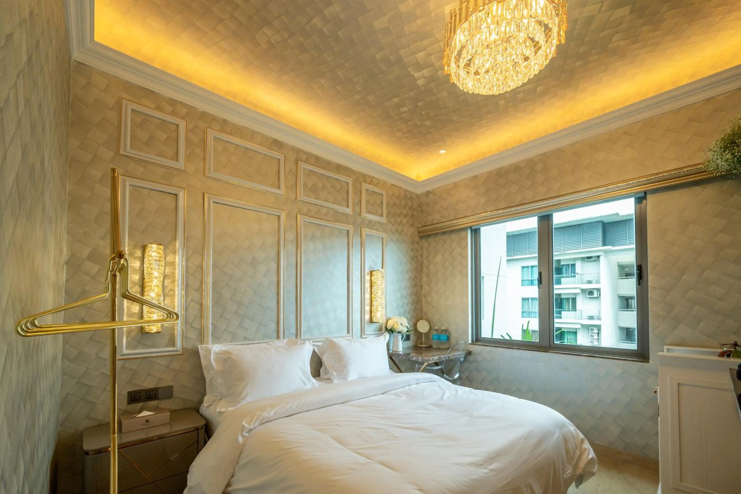 Bed in Ritz Residence, Imago Mall Loft B