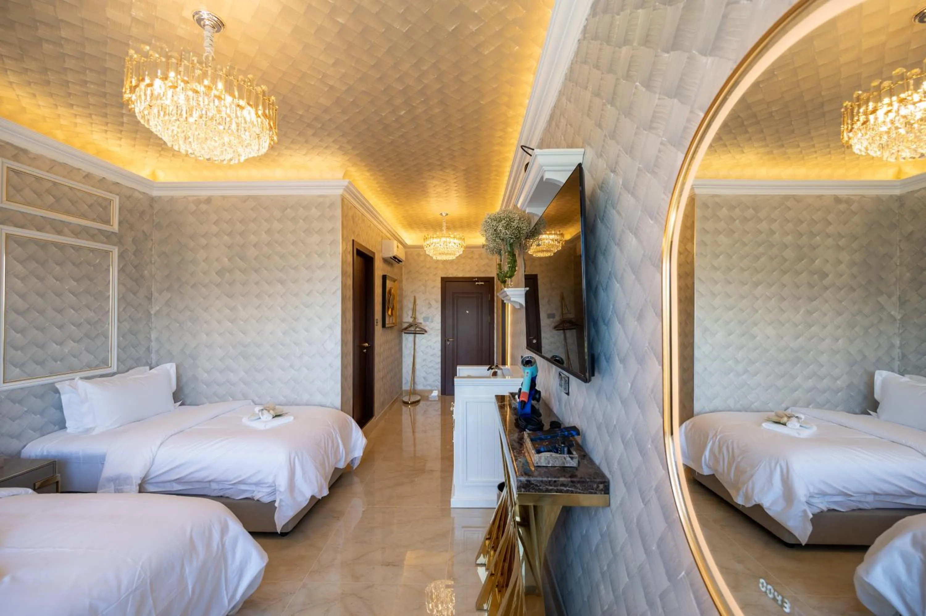 Bedroom, Bed in Ritz Residence, Imago Mall Loft B