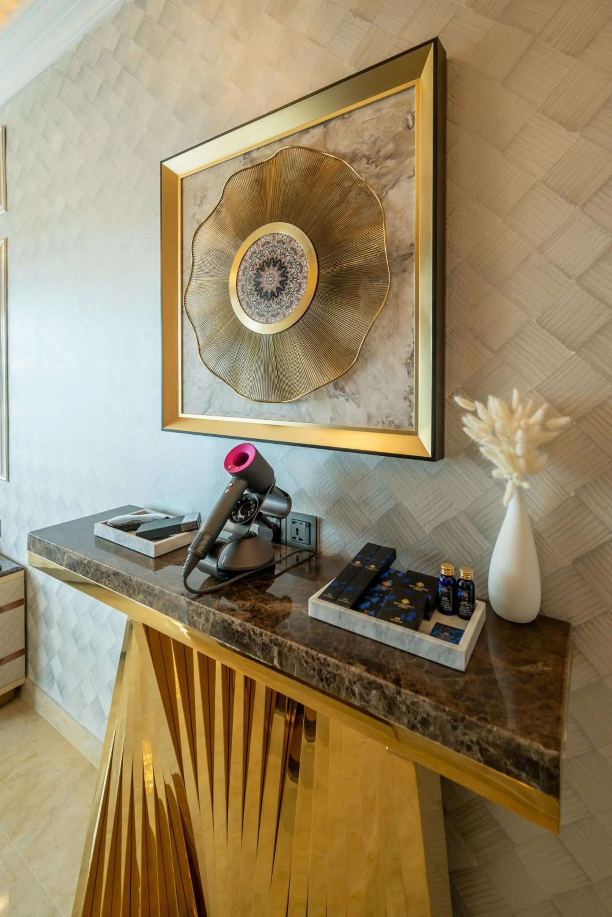 heating in Ritz Residence, Imago Mall Loft B