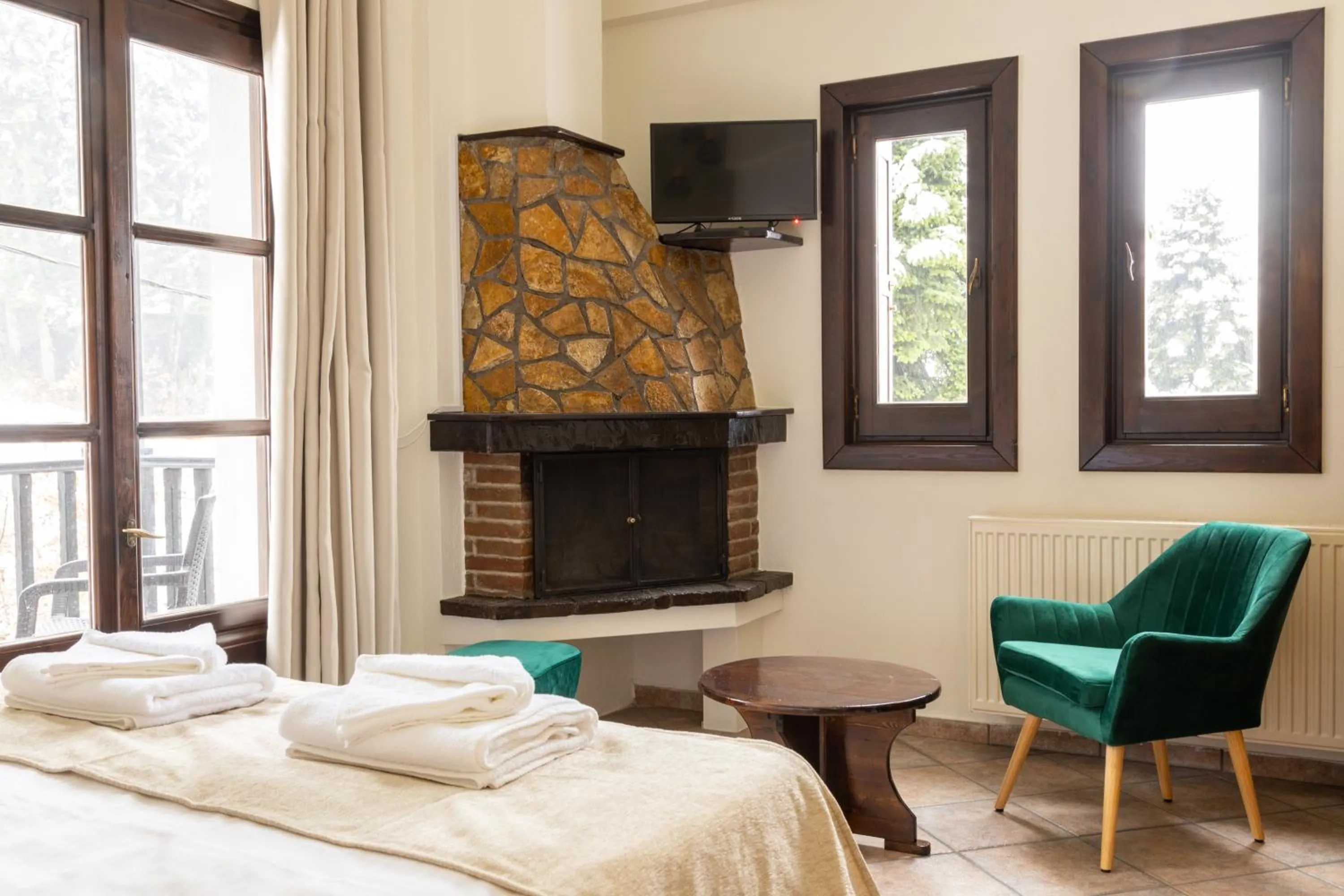 Bed in Hotel Katafigio