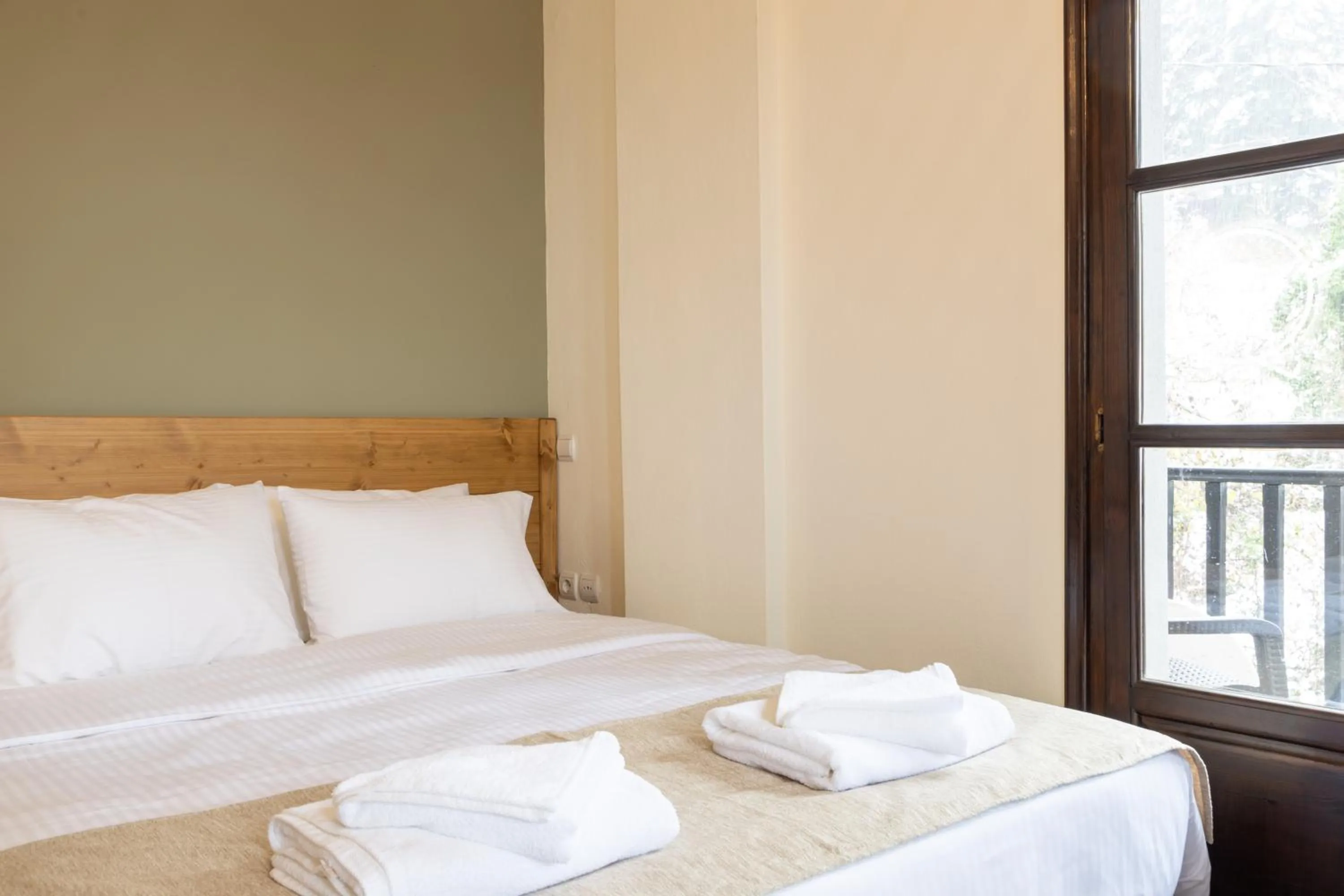 Bed in Hotel Katafigio