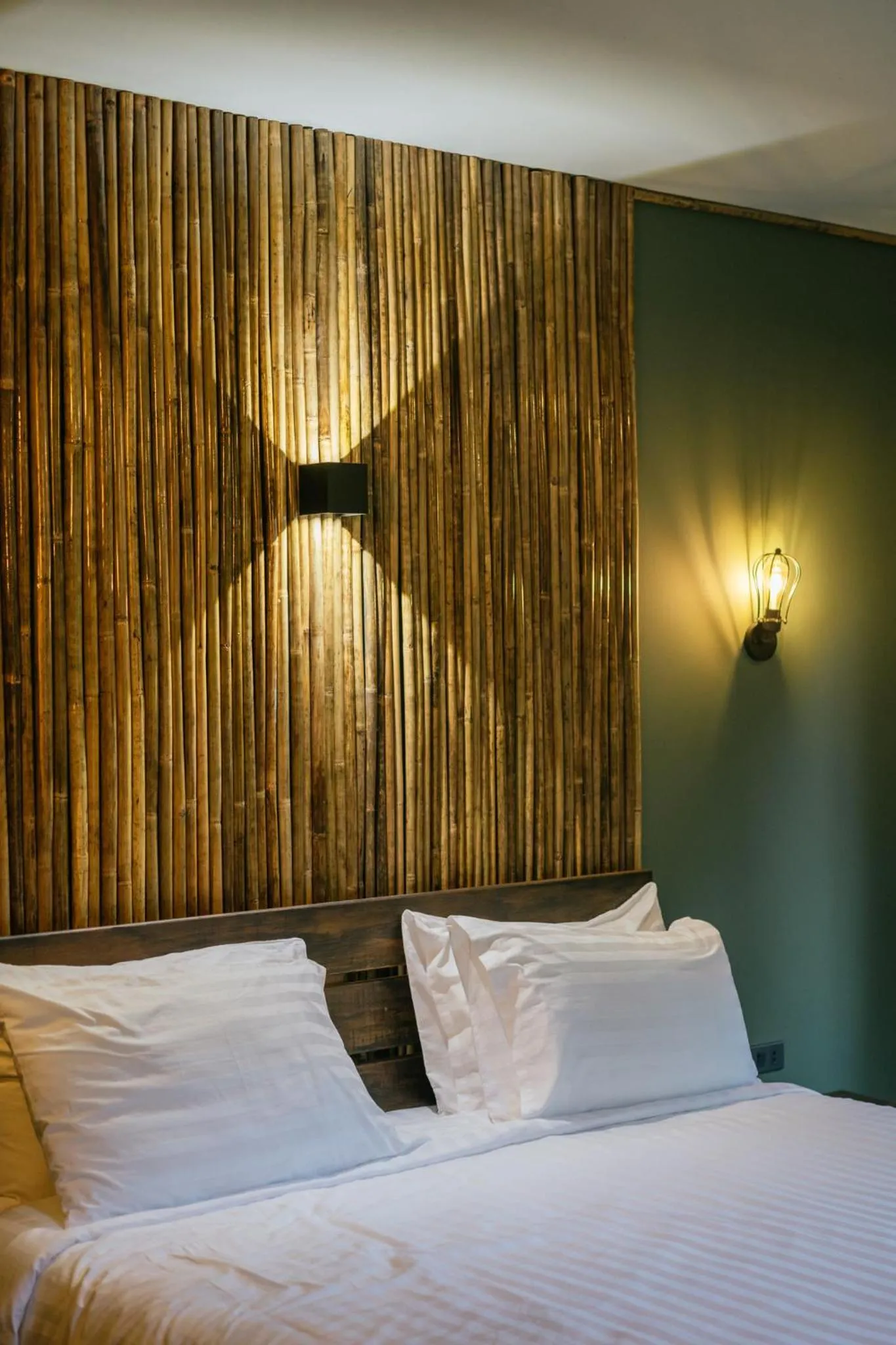 Bed in Nampien Yorla Pa