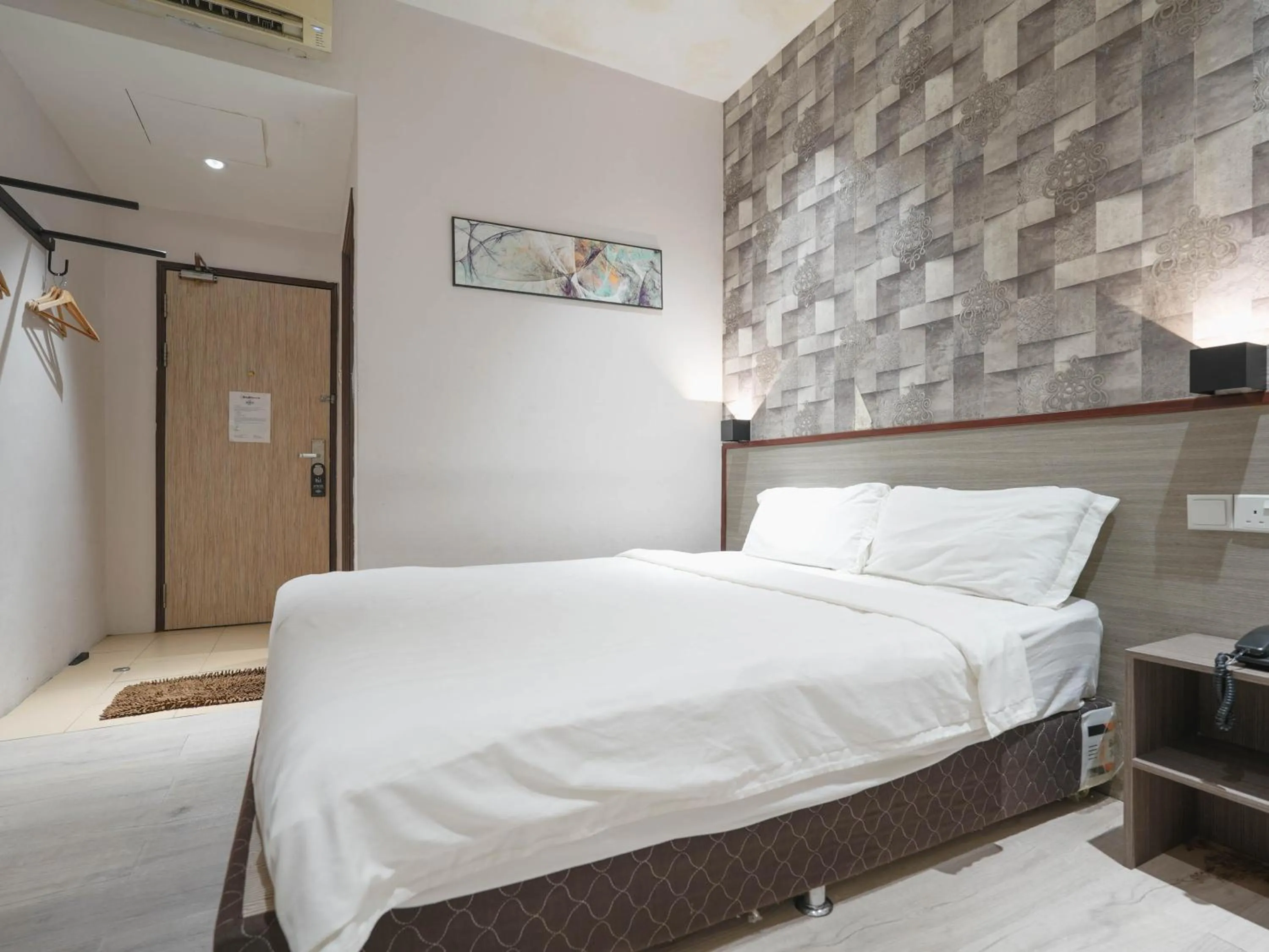 Bed in The Noble Hotel