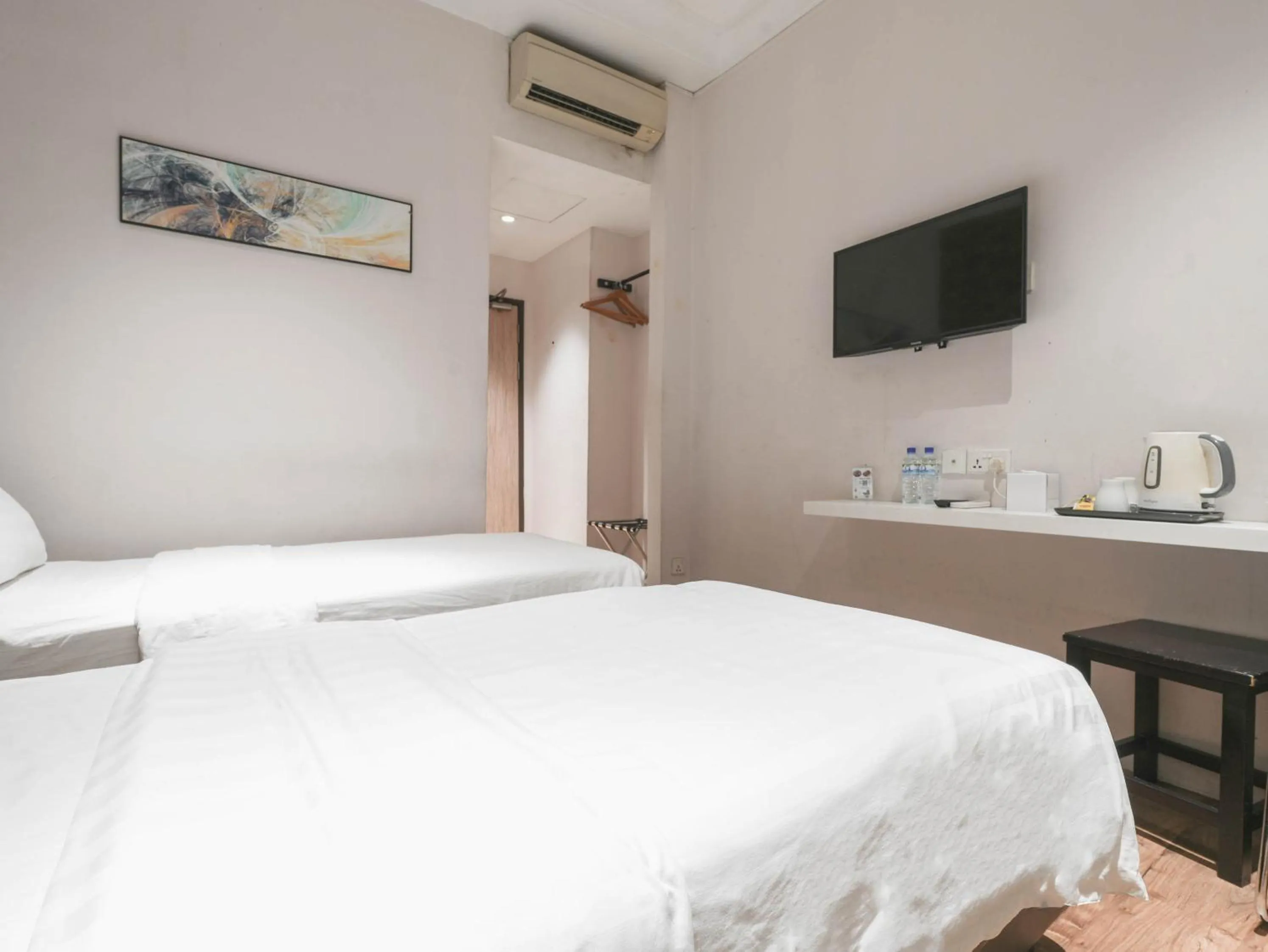 Bed in The Noble Hotel